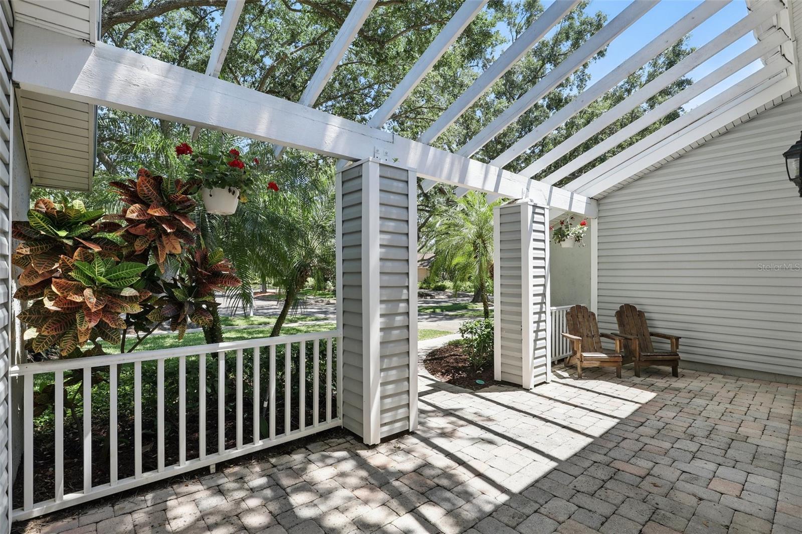 Image 8 of 41 For 1129 Golfside Drive