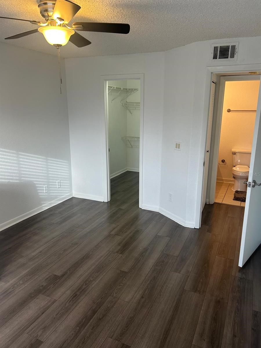 Image 13 of 26 For 11568 Westwood Boulevard 1034