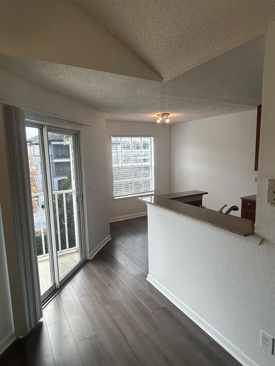 Image 7 of 26 For 11568 Westwood Boulevard 1034