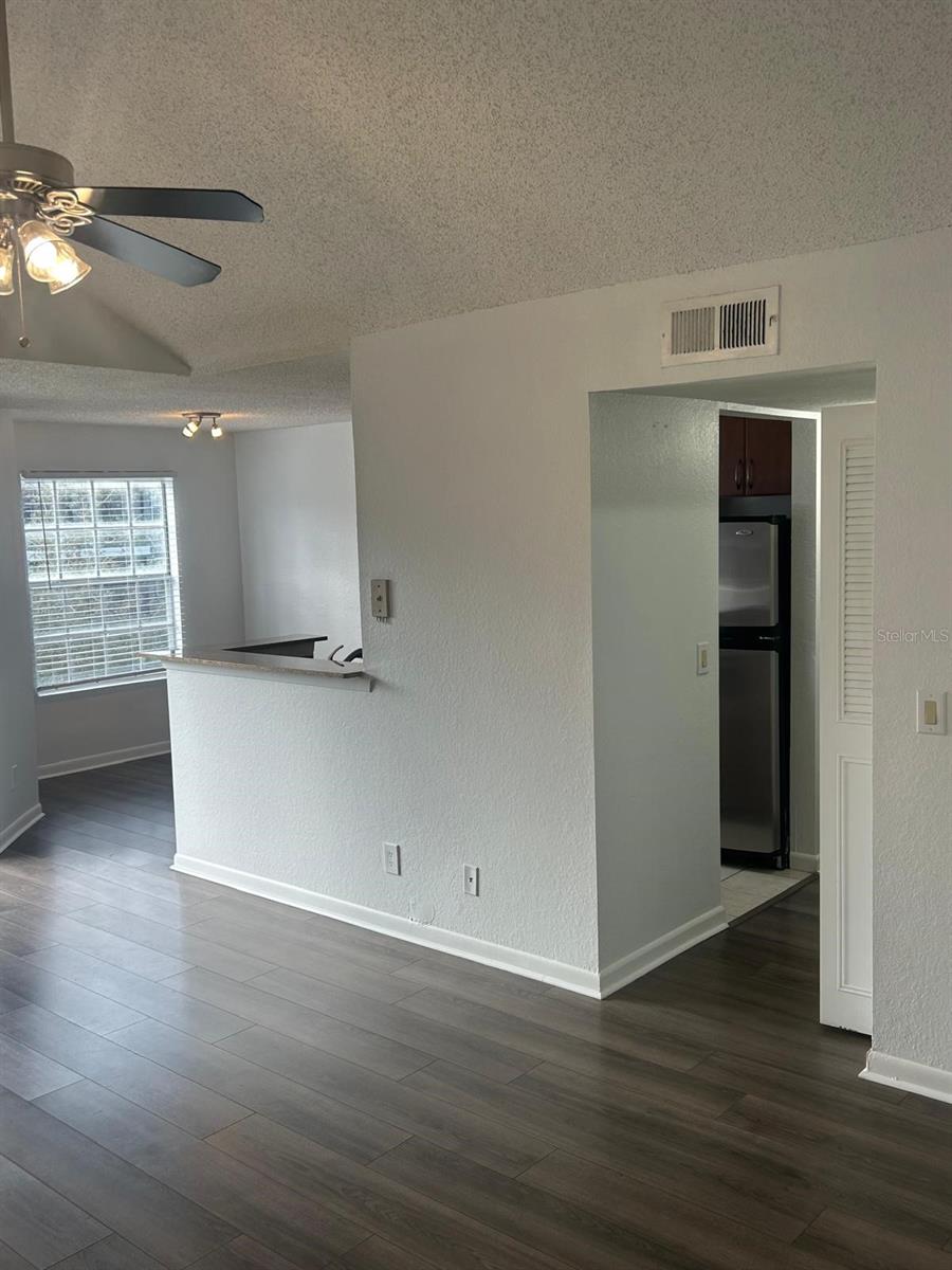 Image 8 of 26 For 11568 Westwood Boulevard 1034