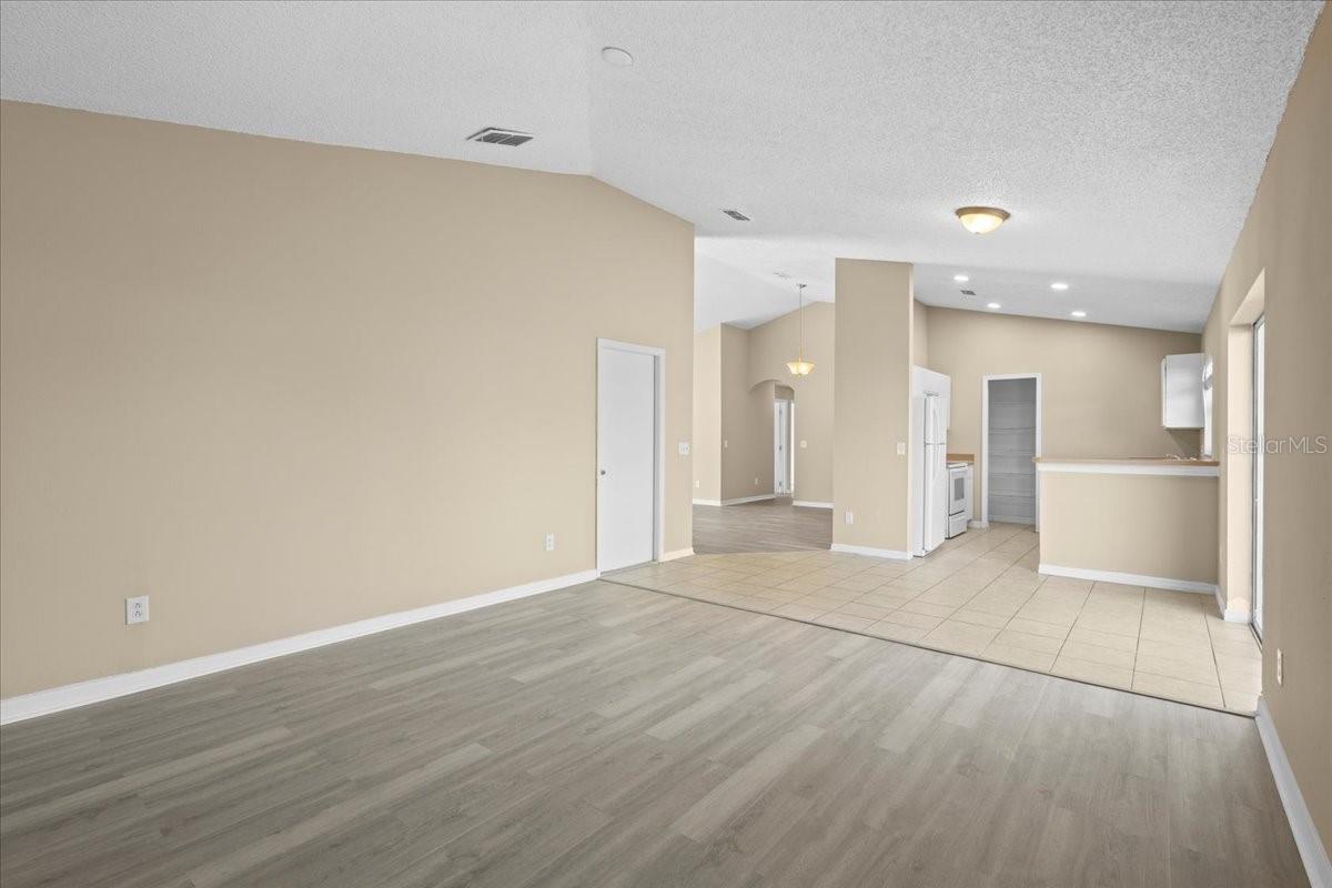 Image 12 of 31 For 1202 Atlantic Ct