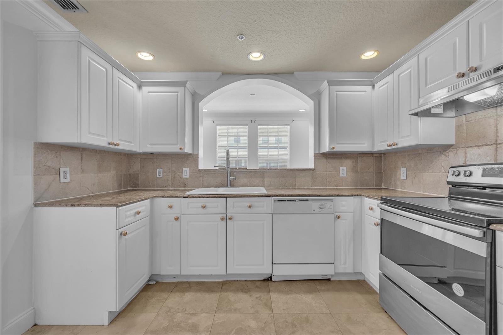 Image 18 of 42 For 312 Grand Bay Lane
