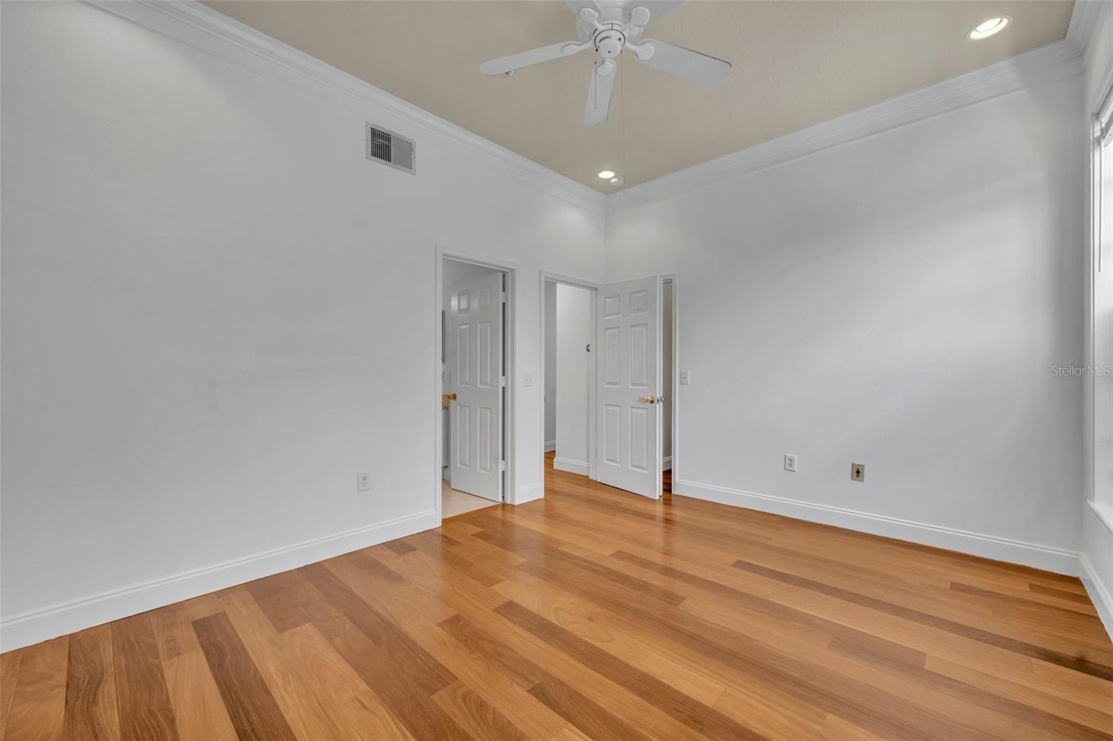 Image 25 of 42 For 312 Grand Bay Lane