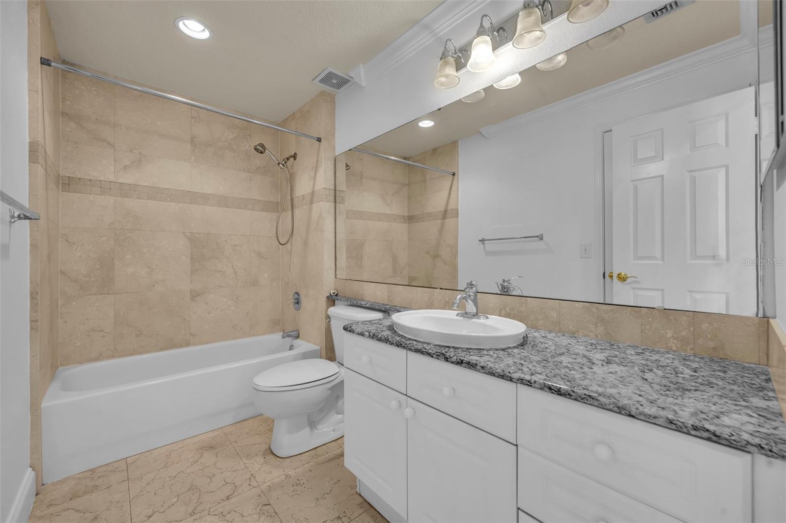 Image 26 of 42 For 312 Grand Bay Lane
