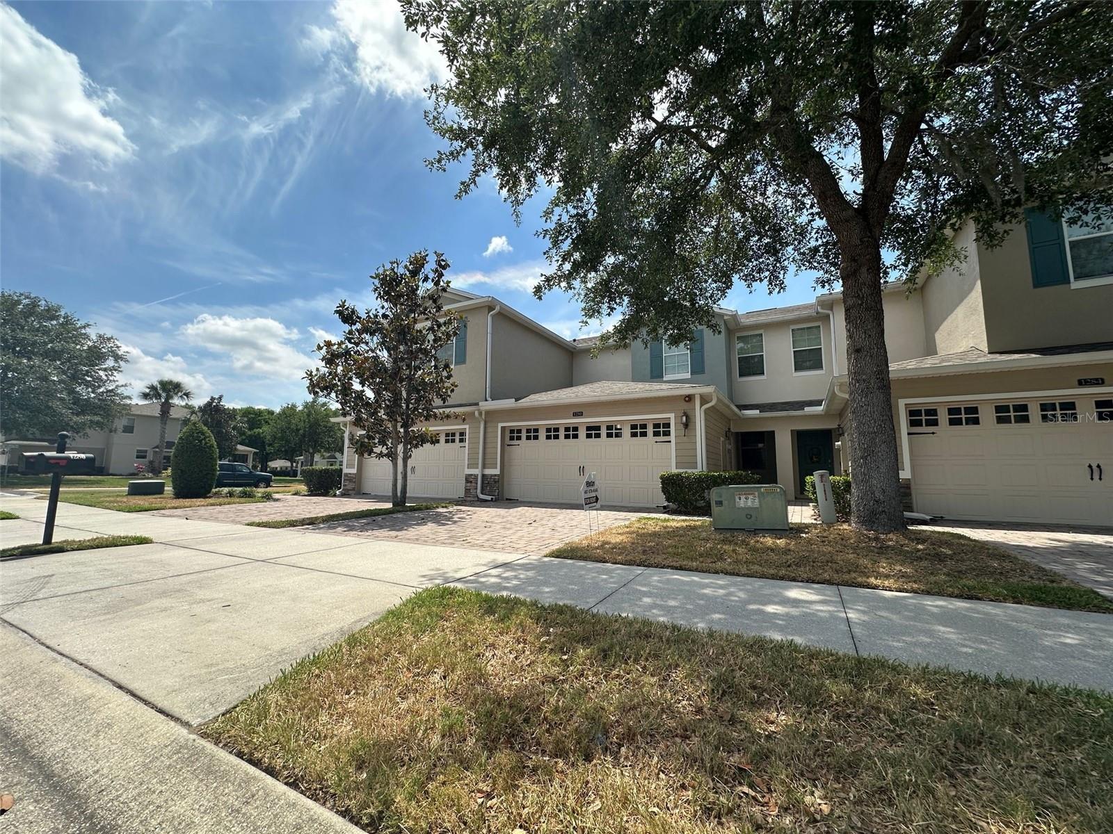 Image 3 of 40 For 1280 Priory Circle