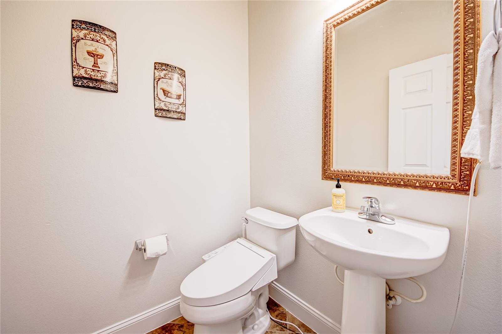 Image 17 of 31 For 7348 Yoder Street