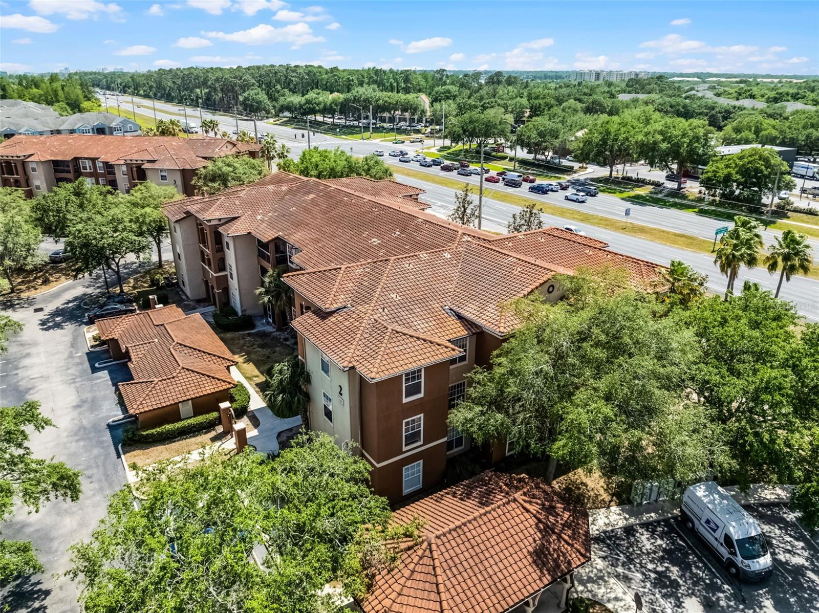 Image 3 of 24 For 5566 Metrowest Boulevard 304