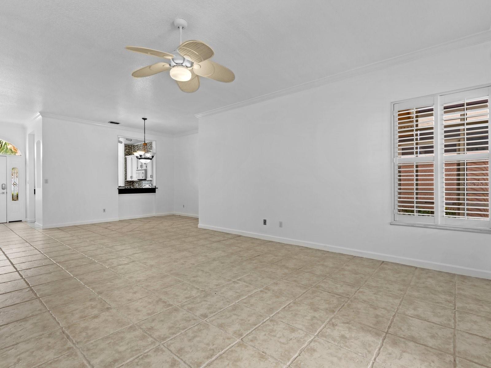 Image 7 of 35 For 14428 Tambourine Drive