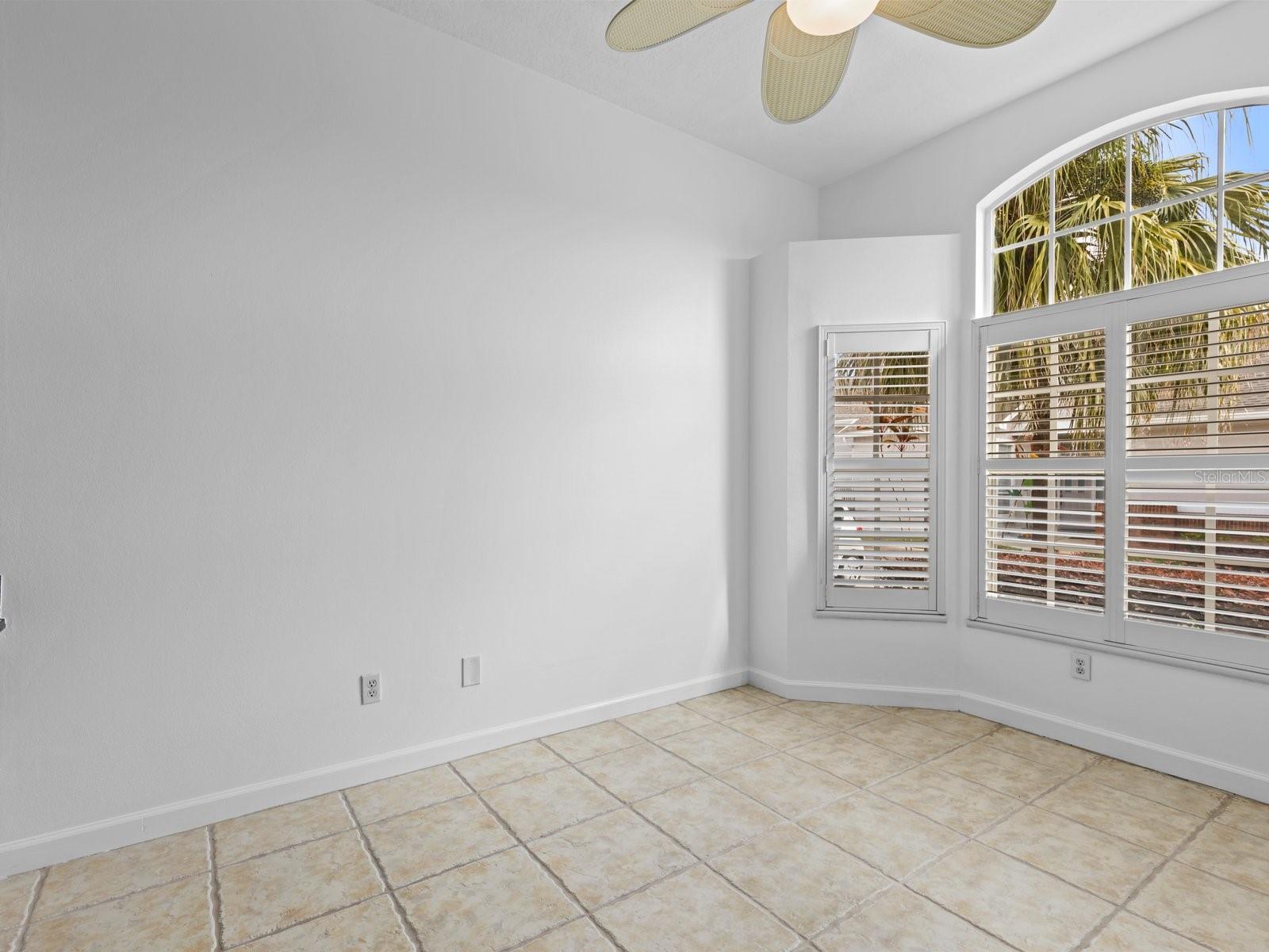 Image 9 of 35 For 14428 Tambourine Drive