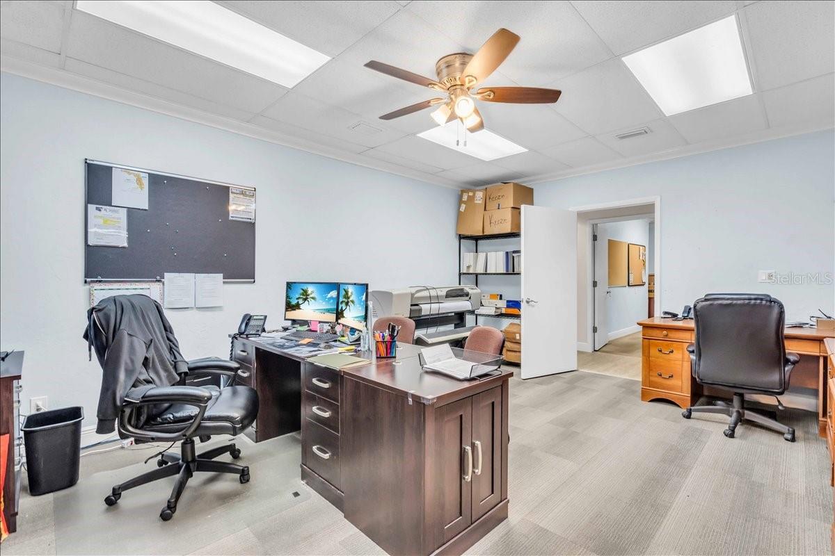 Image 7 of 30 For 3949 Evans Avenue 109