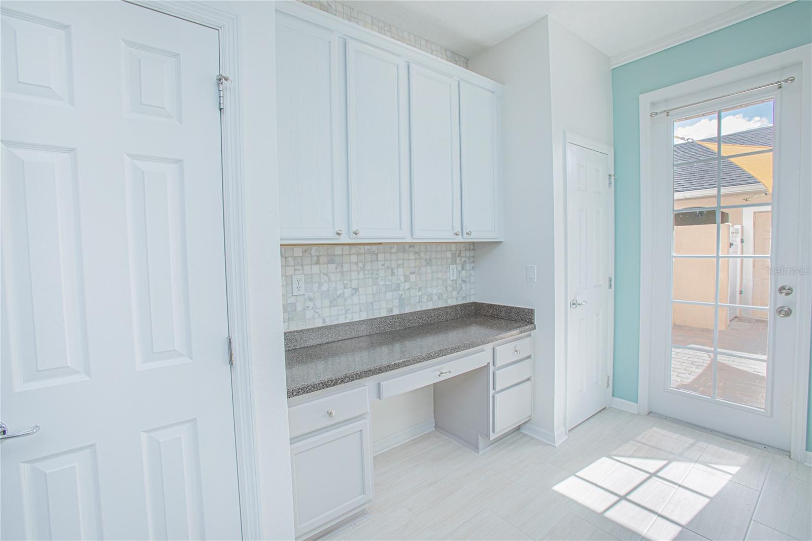 Image 15 of 27 For 9635 Fenrose Terrace