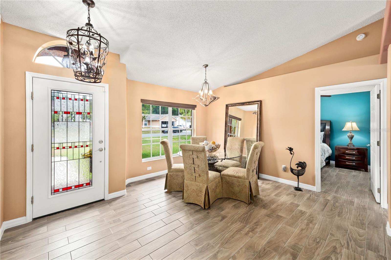 Image 4 of 27 For 4051 Eagle Feather Drive