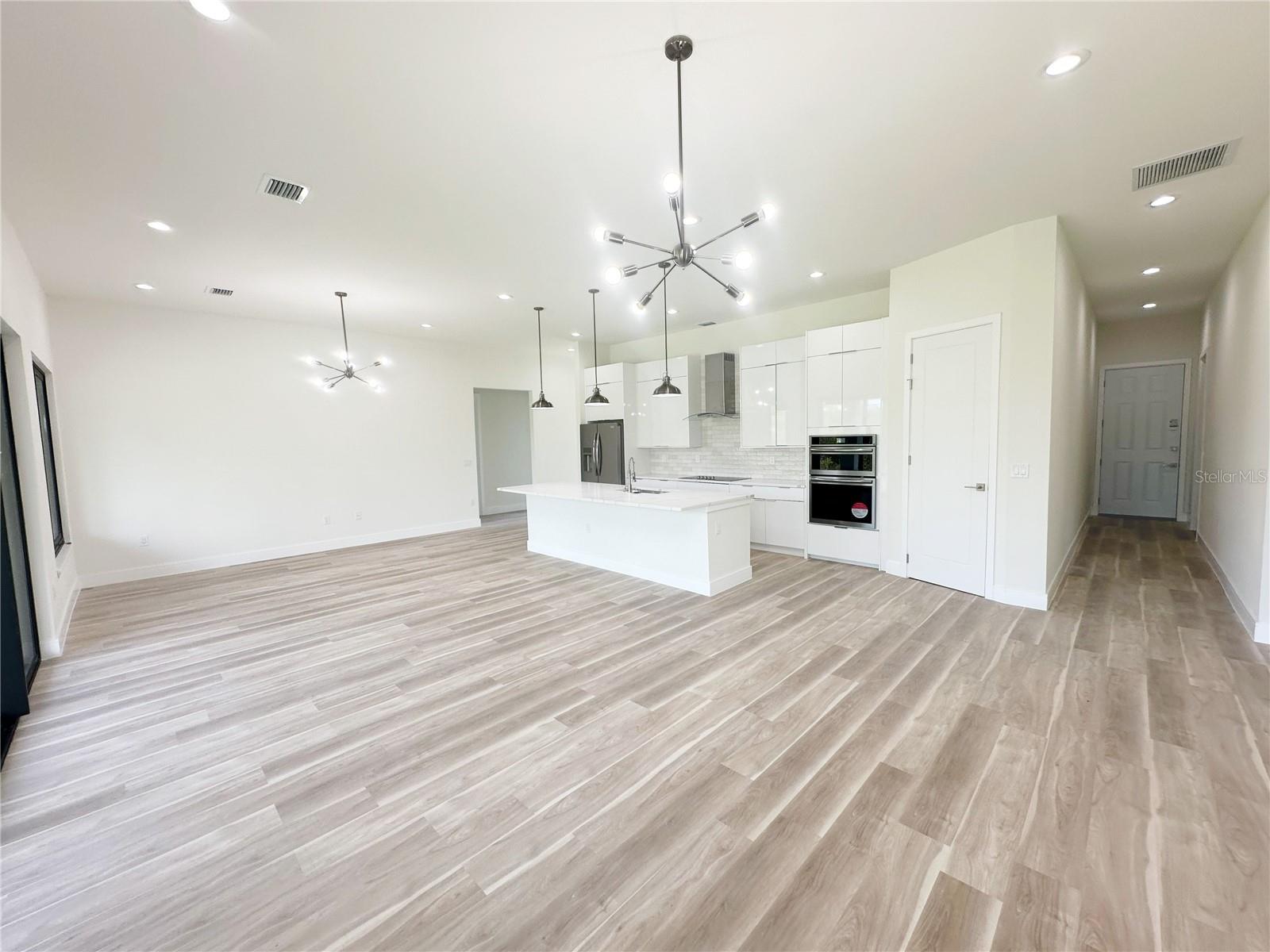 Image 2 of 11 For 15561 Aldama Circle