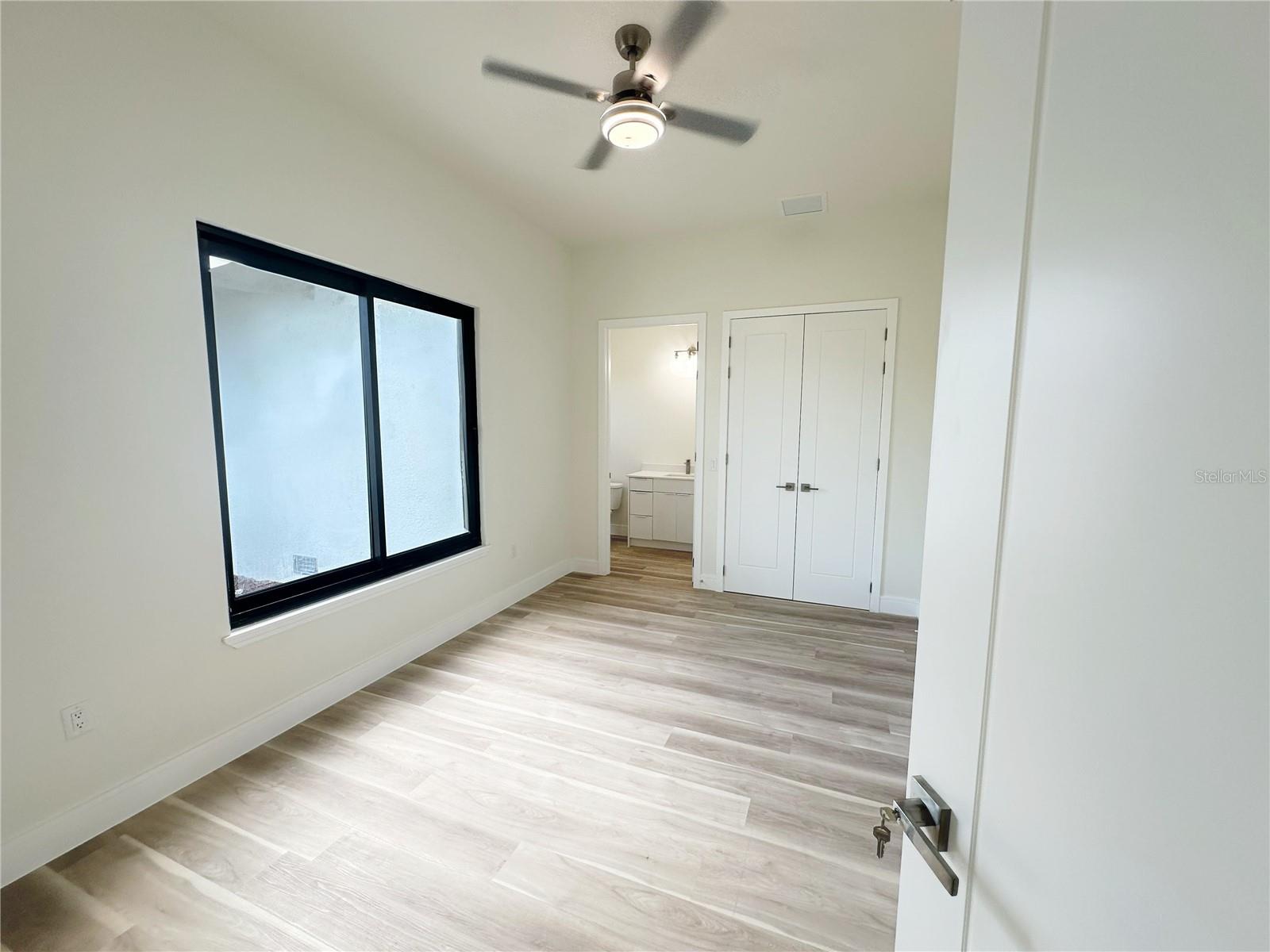 Image 3 of 11 For 15561 Aldama Circle