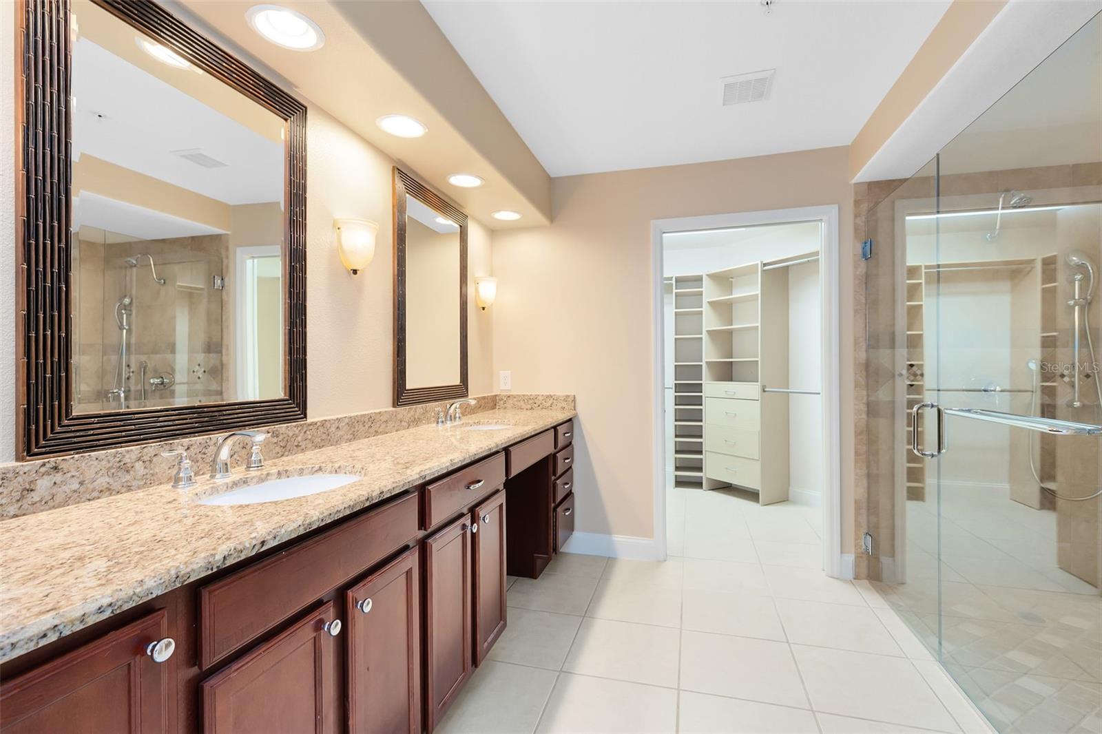 Image 11 of 37 For 918 Lotus Vista Drive 102