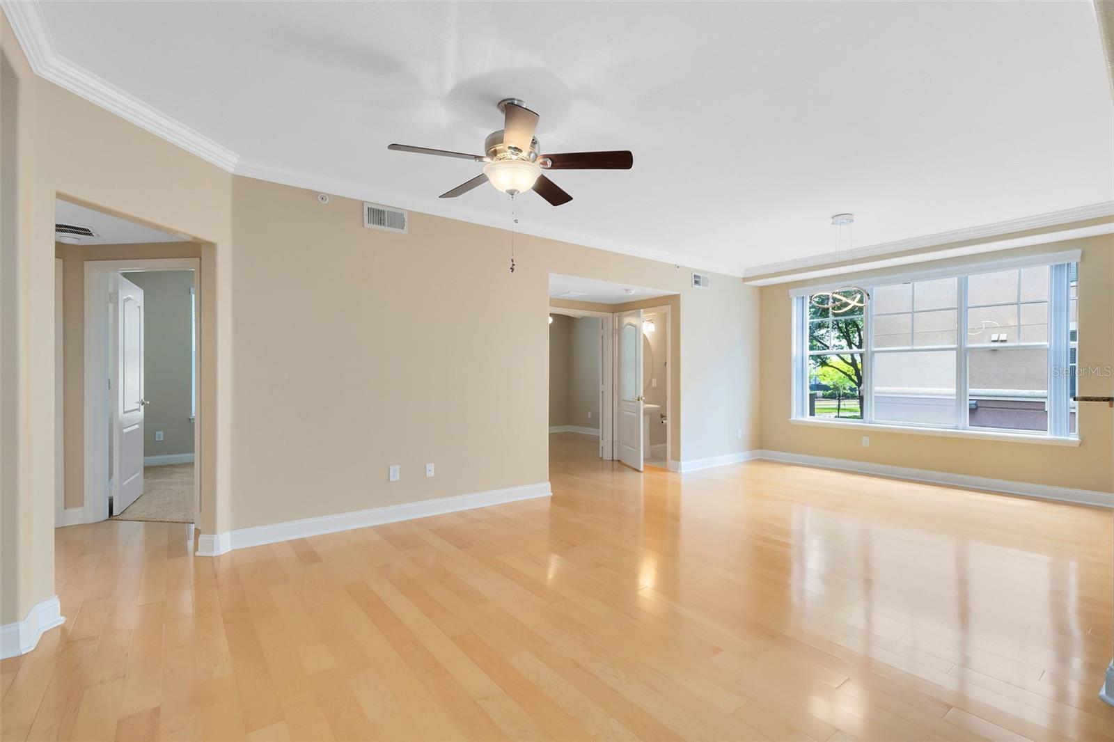 Image 13 of 37 For 918 Lotus Vista Drive 102