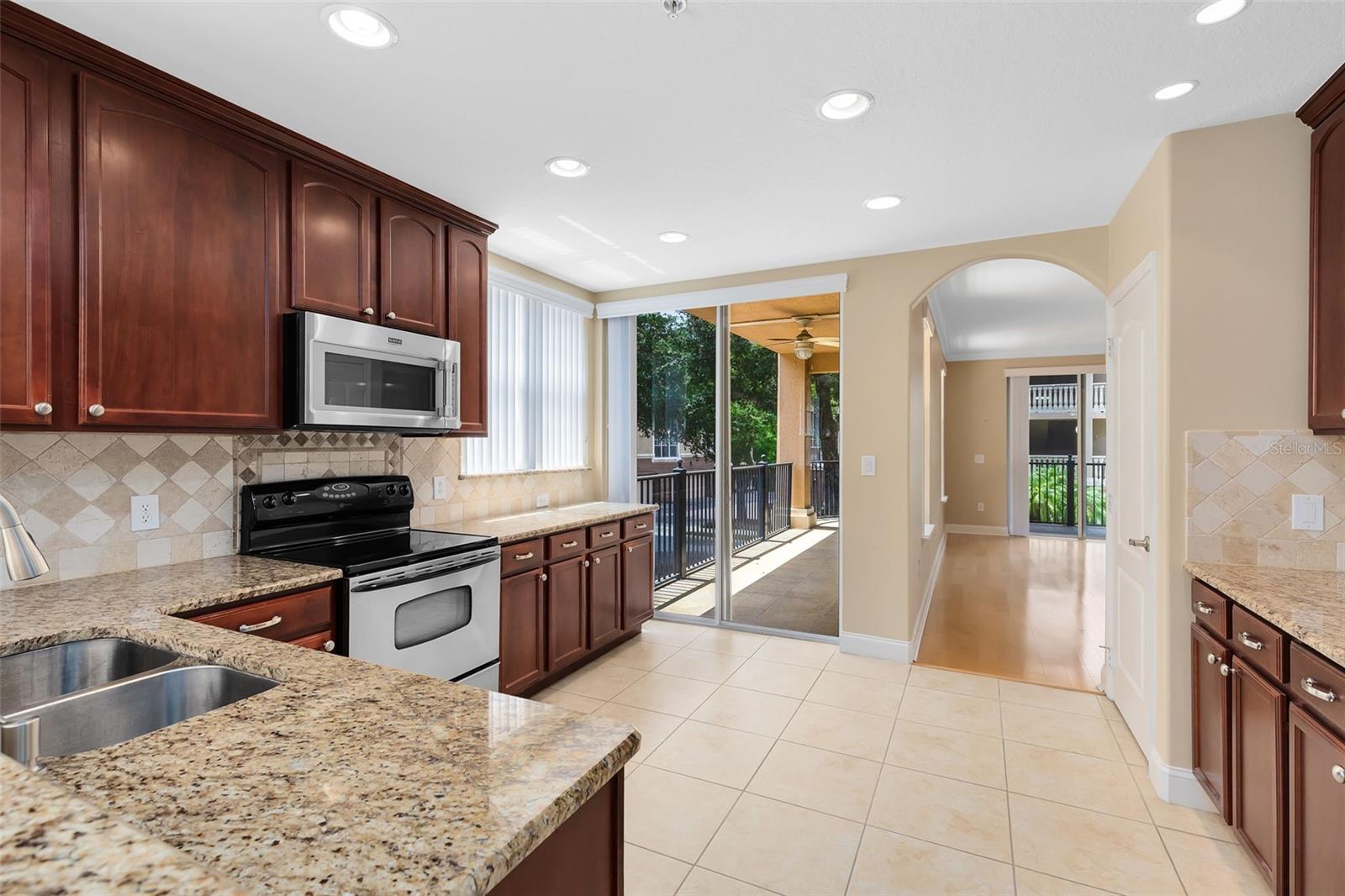 Image 17 of 37 For 918 Lotus Vista Drive 102