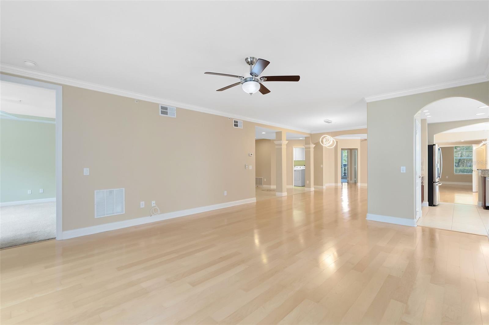 Image 21 of 37 For 918 Lotus Vista Drive 102