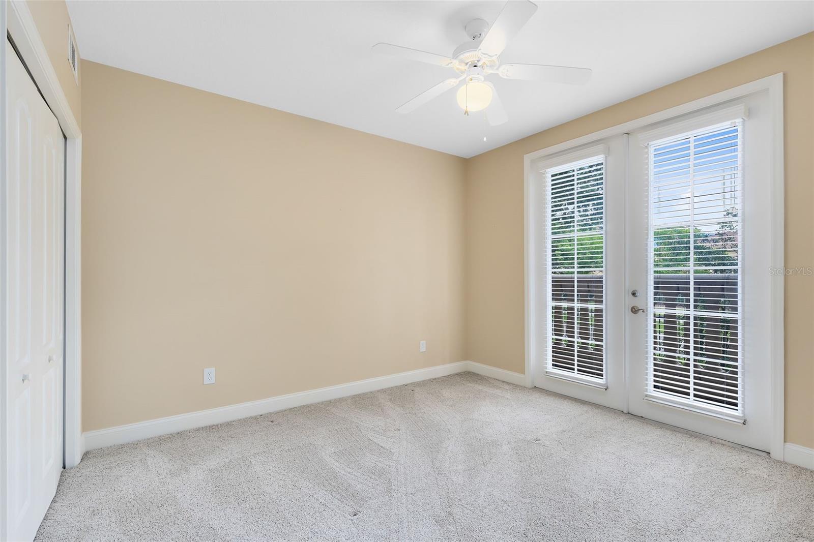 Image 4 of 37 For 918 Lotus Vista Drive 102