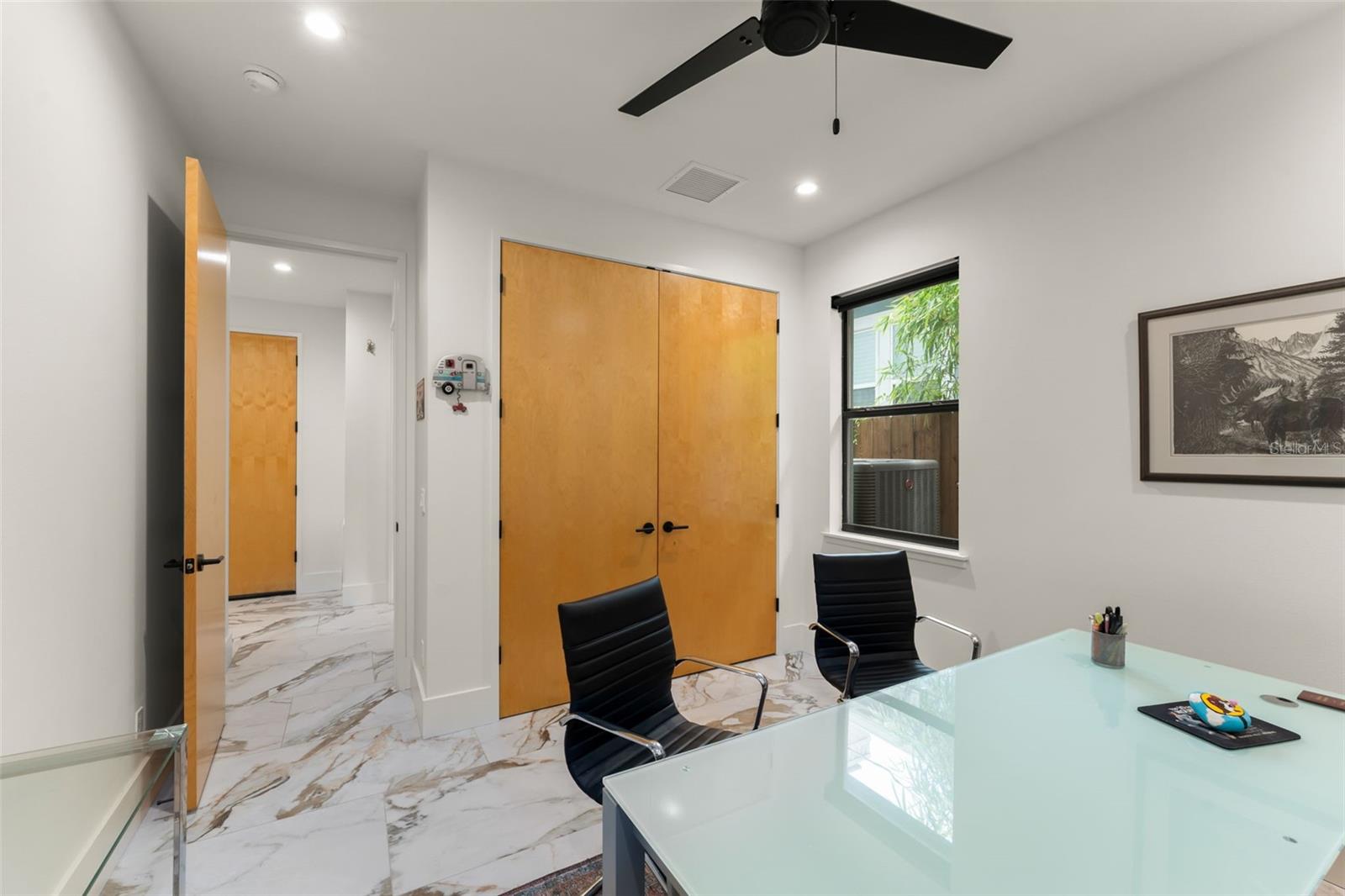 Image 8 of 49 For 1624 Livingston Street