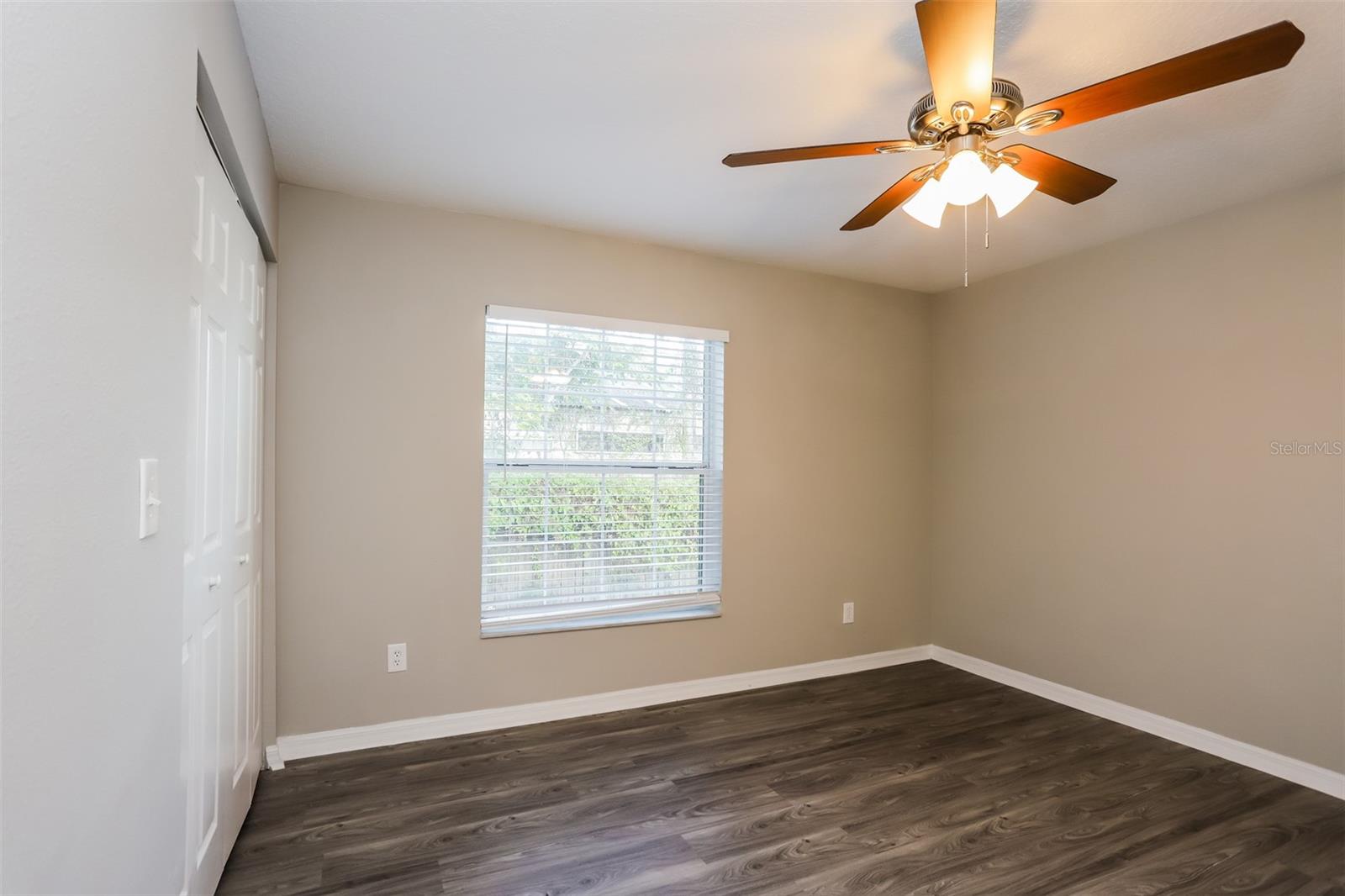 Image 8 of 16 For 917 8th Avenue S