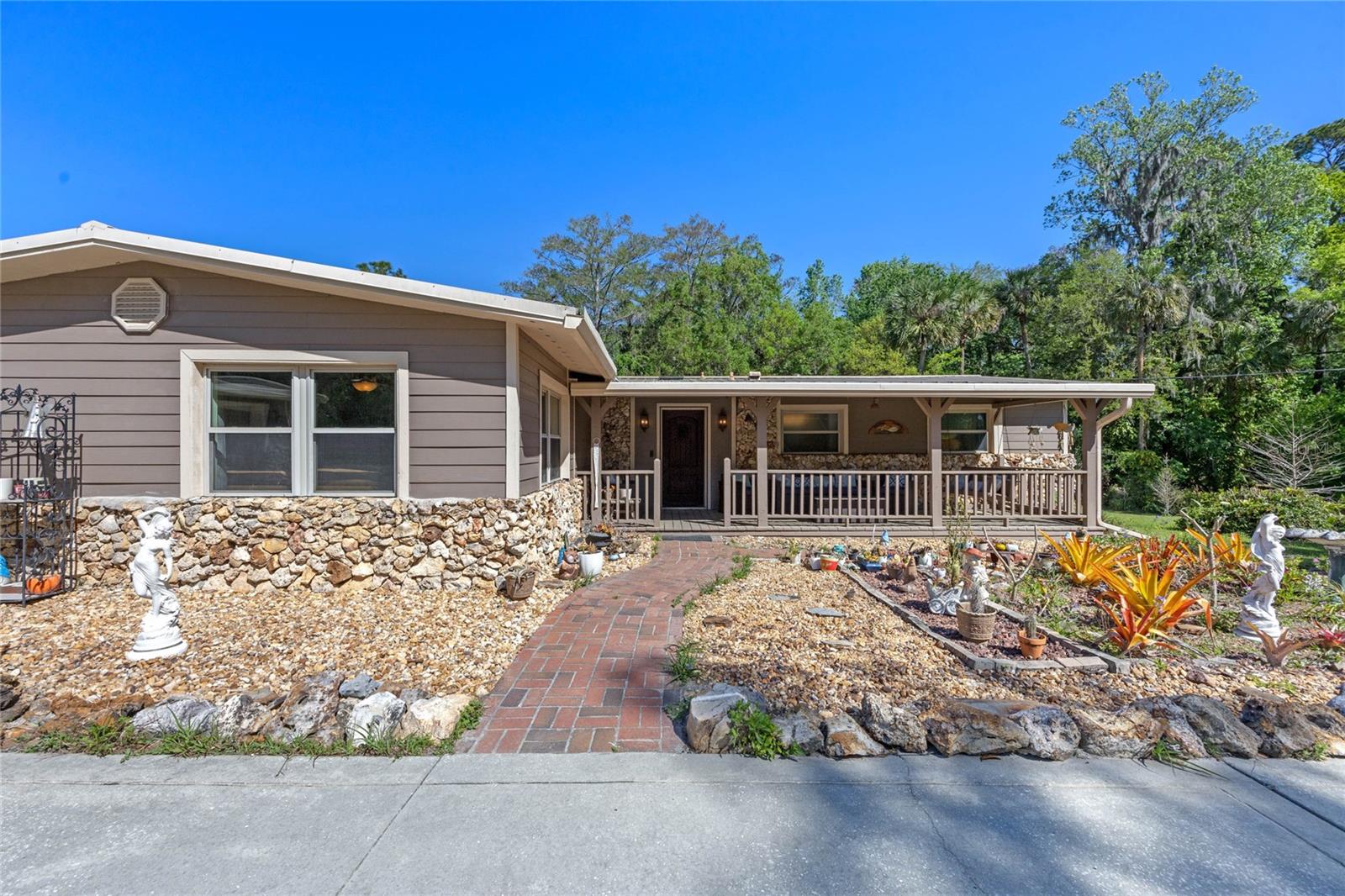 Image 7 of 91 For 20 Lido Road