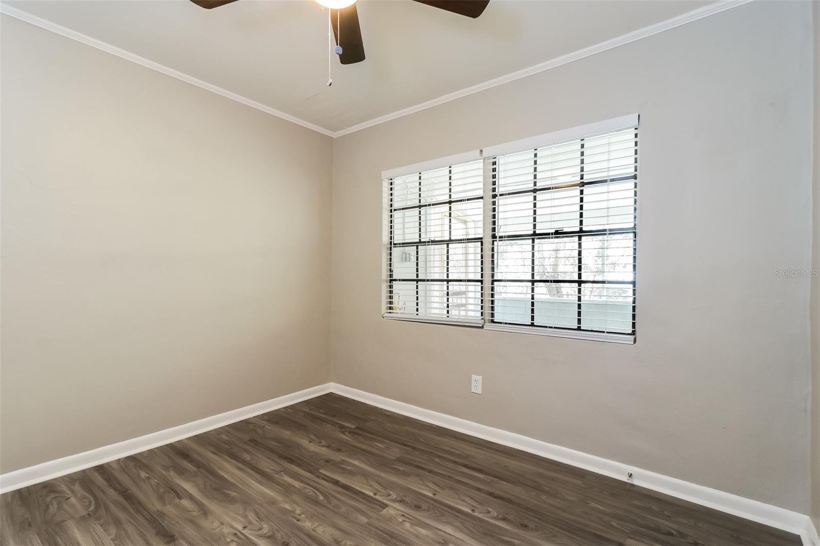 Image 13 of 16 For 6806 Lyman Avenue
