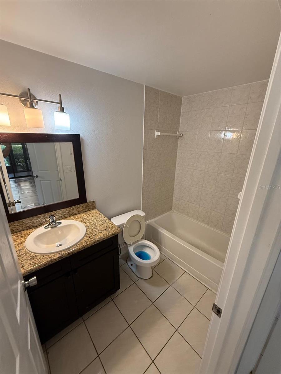 Image 25 of 27 For 6019 Scotchwood Glen 101