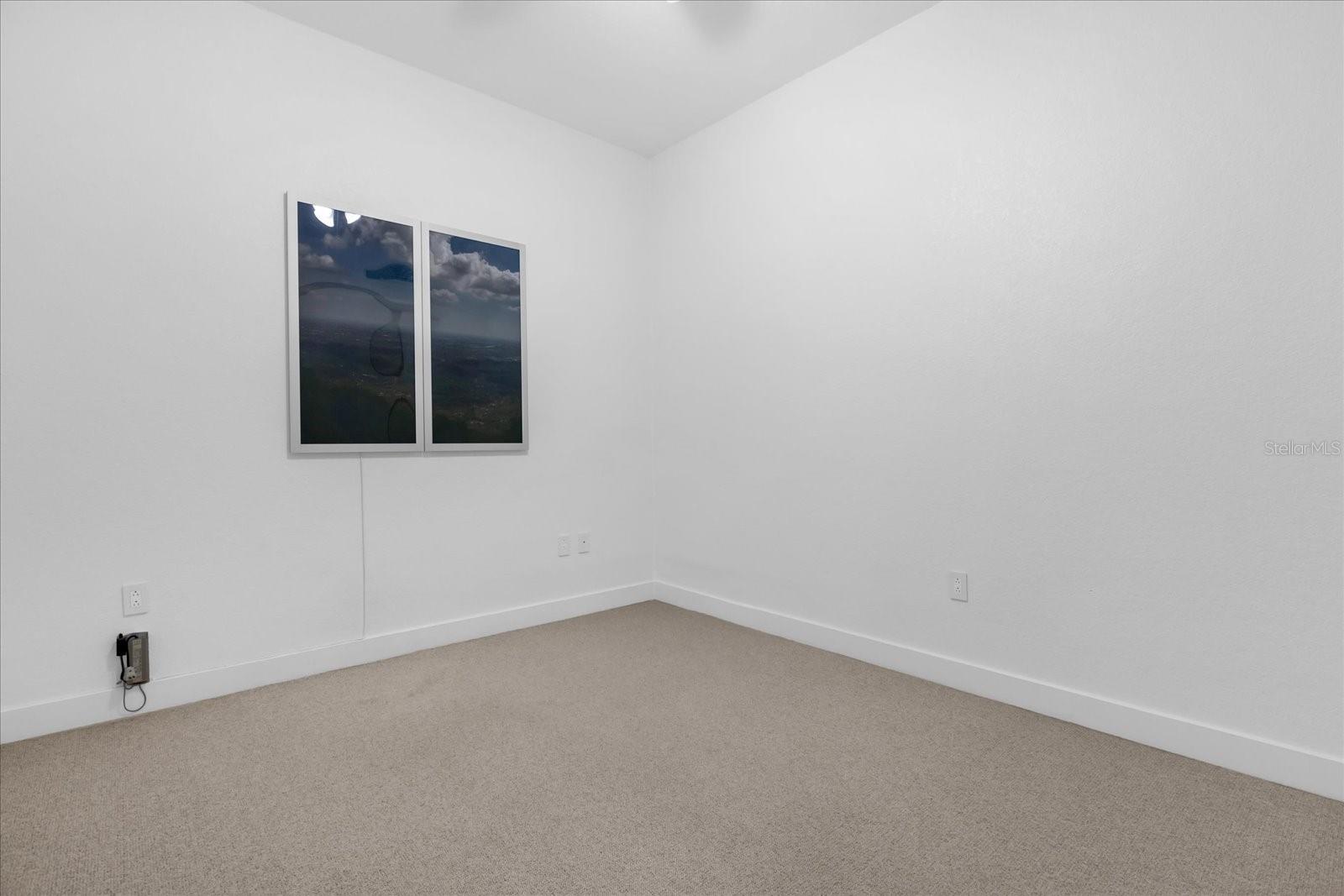 Image 19 of 42 For 150 Robinson Street 2607