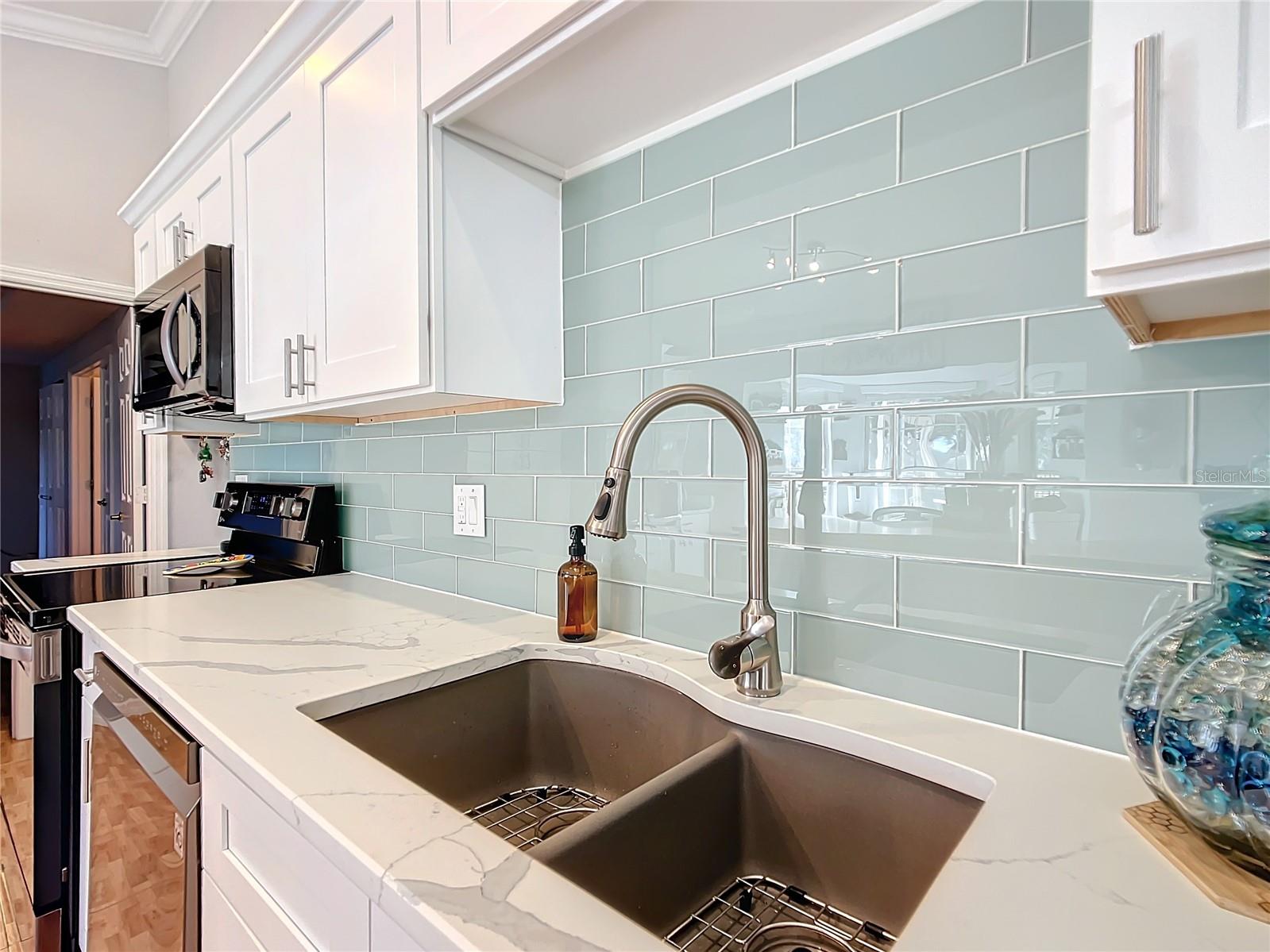 Image 6 of 32 For 1072 155th Street