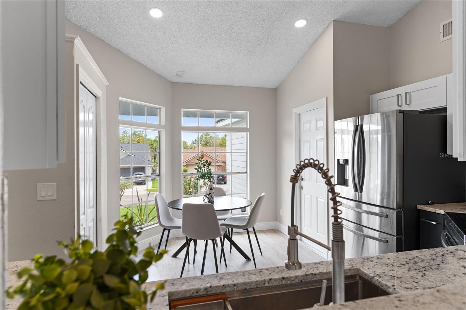 Image 13 of 51 For 7025 Hiawassee Oak Drive