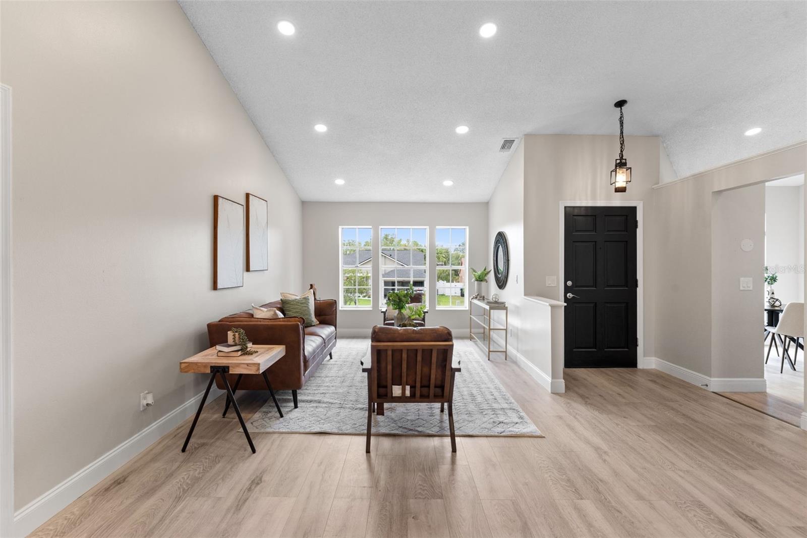 Image 15 of 51 For 7025 Hiawassee Oak Drive