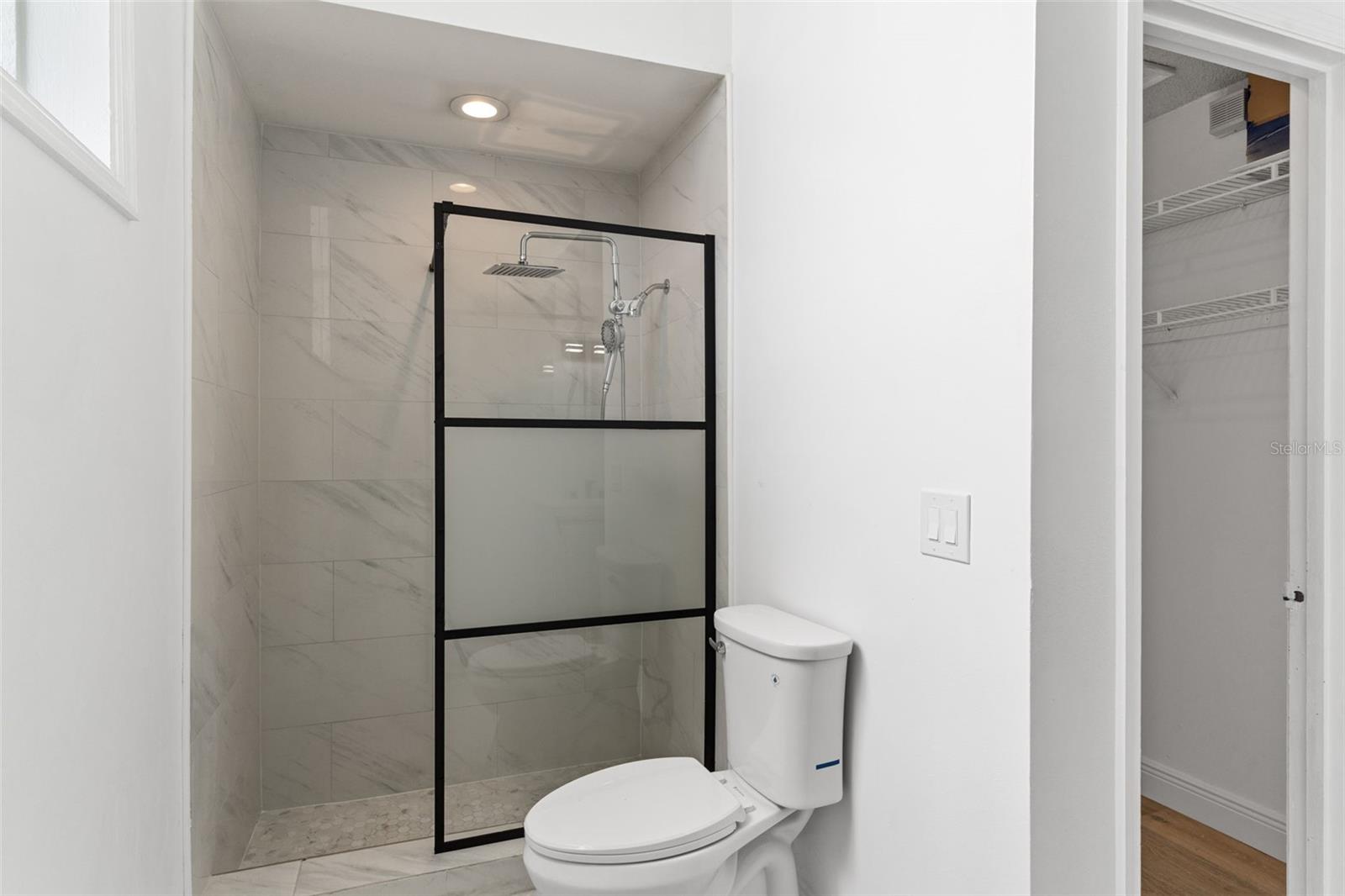 Image 24 of 51 For 7025 Hiawassee Oak Drive