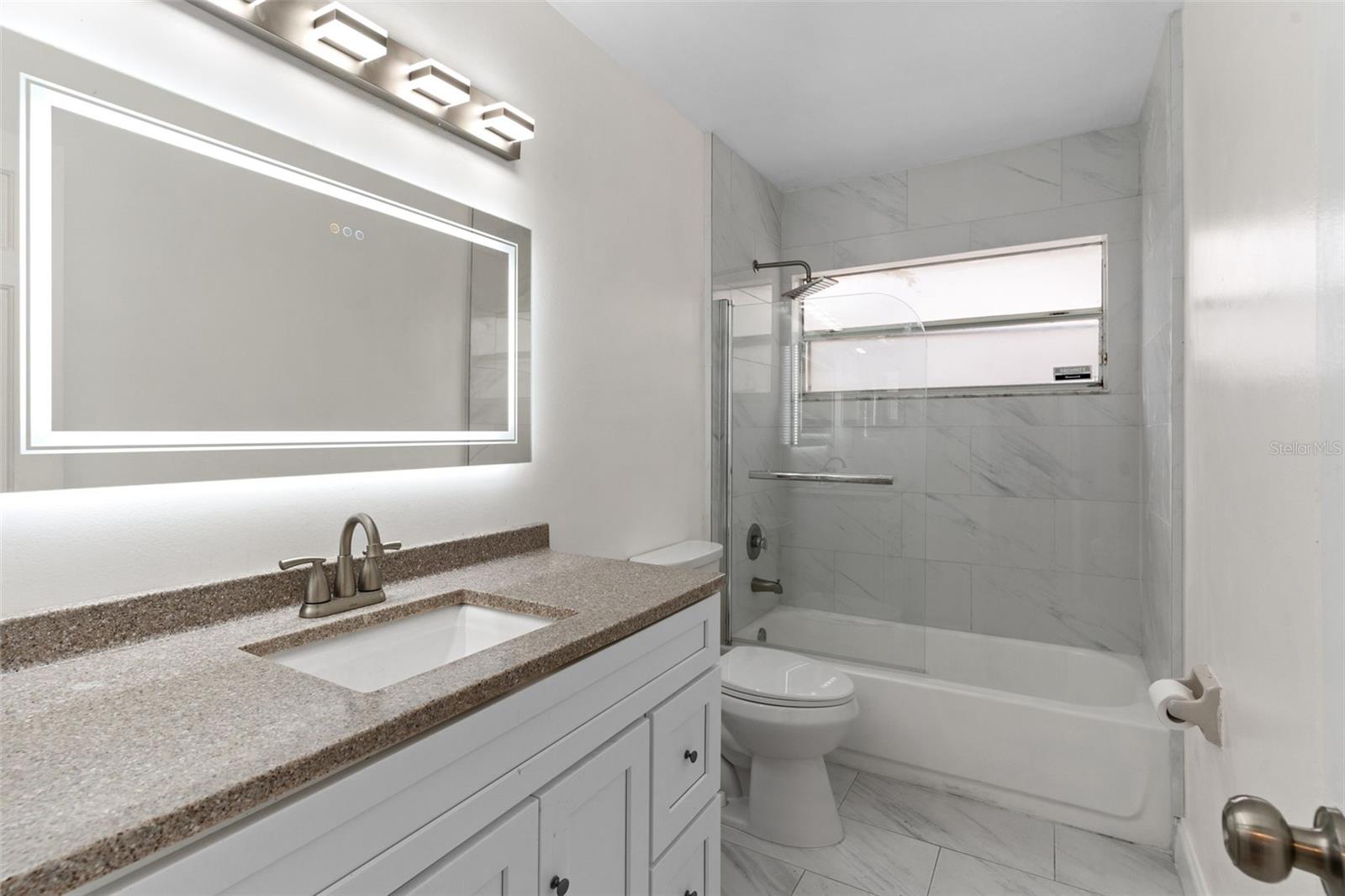 Image 29 of 51 For 7025 Hiawassee Oak Drive