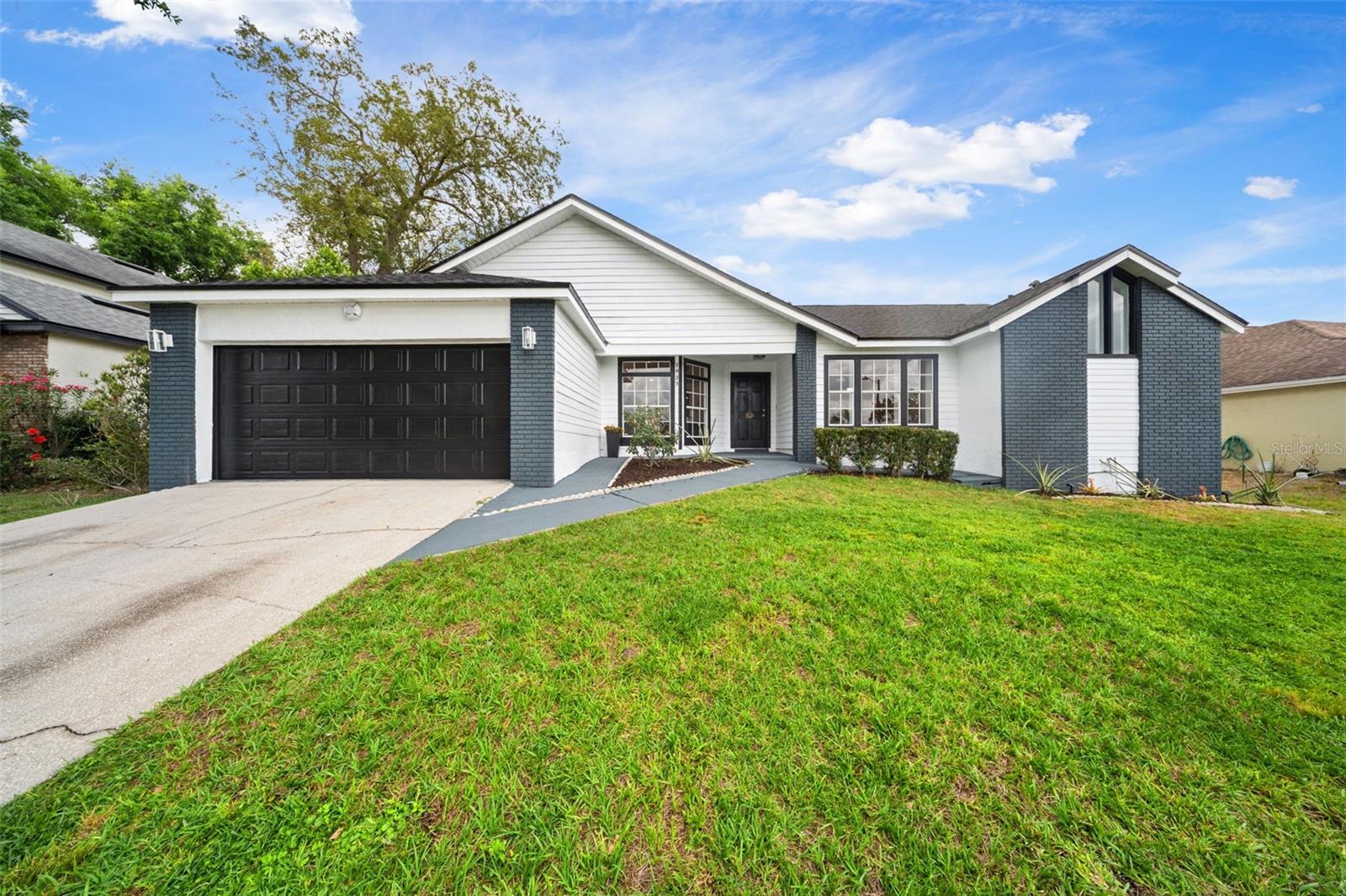 Image 38 of 51 For 7025 Hiawassee Oak Drive