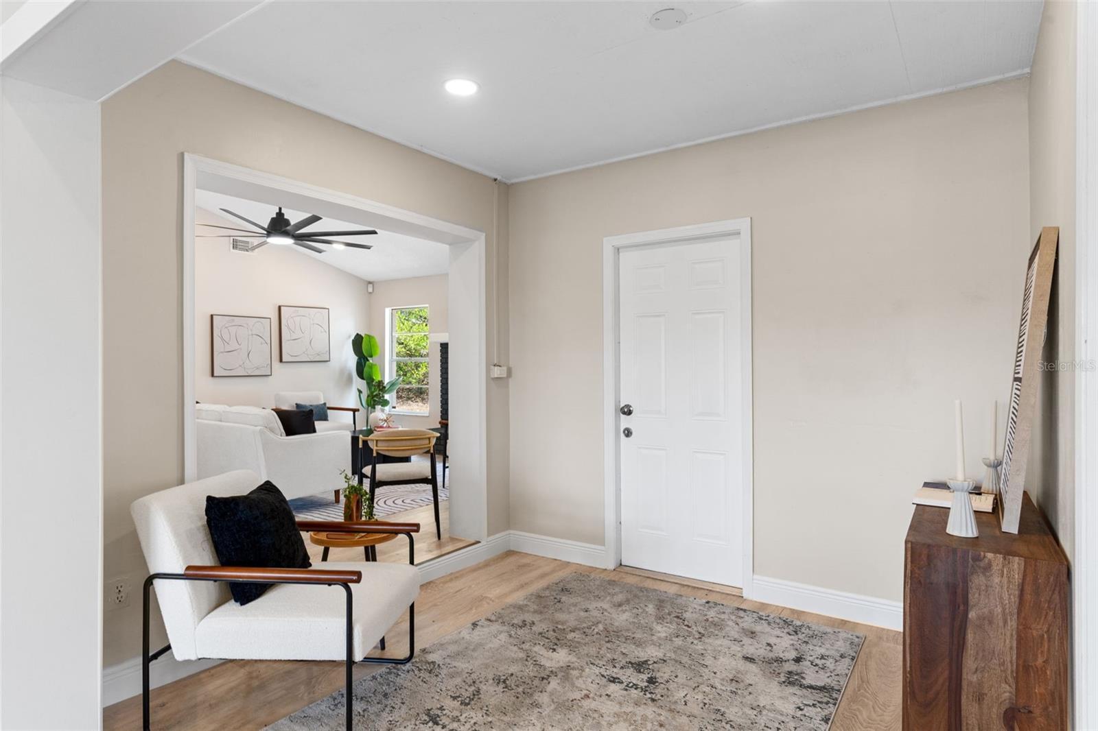 Image 7 of 51 For 7025 Hiawassee Oak Drive