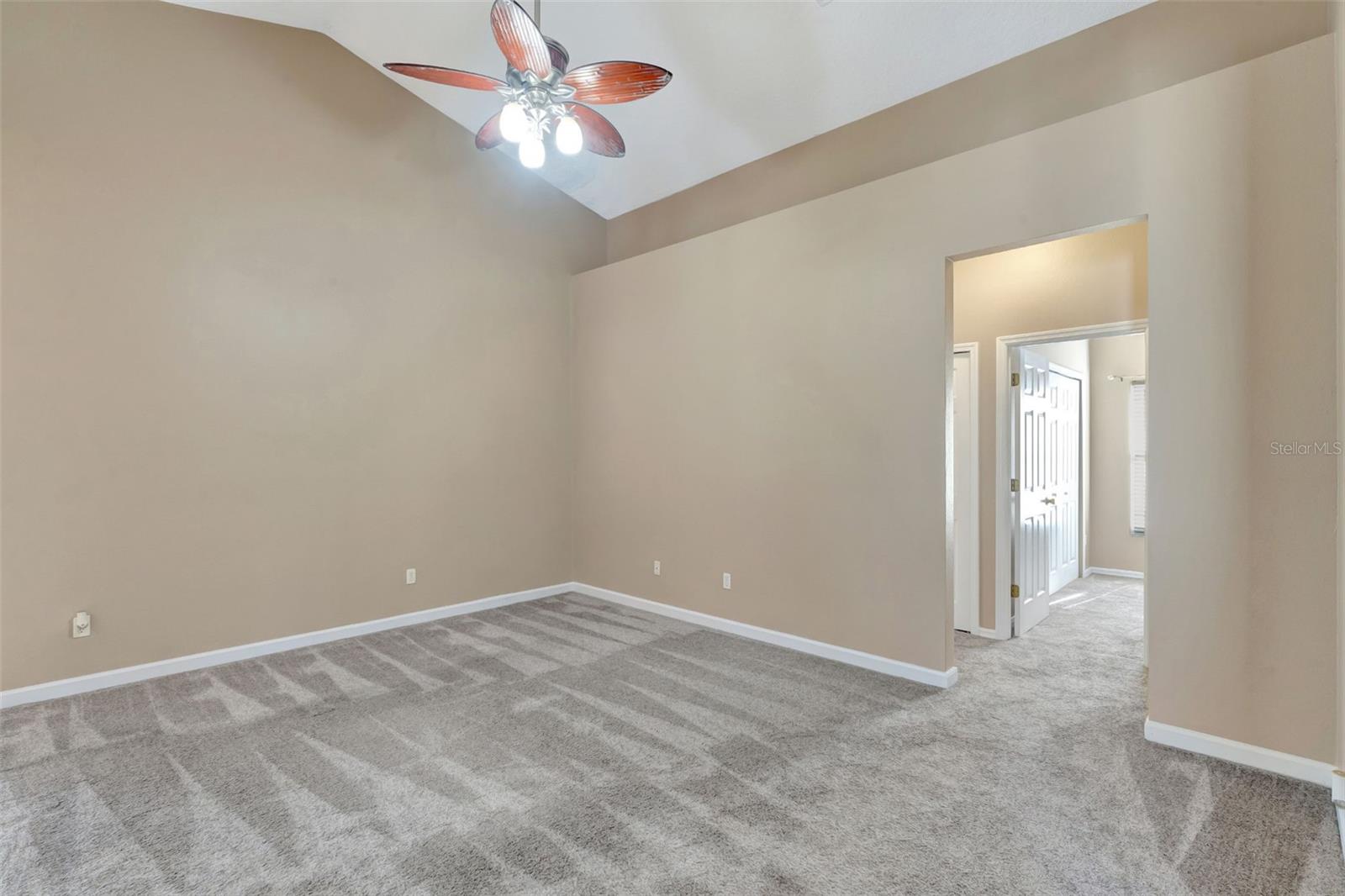 Image 15 of 39 For 709 Strihal Loop