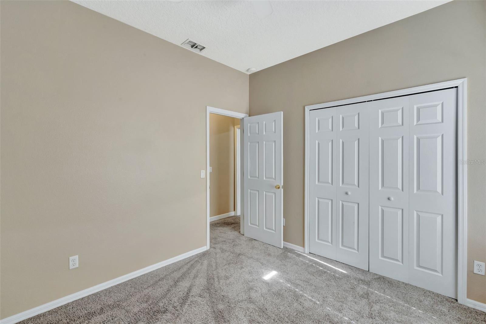 Image 25 of 39 For 709 Strihal Loop