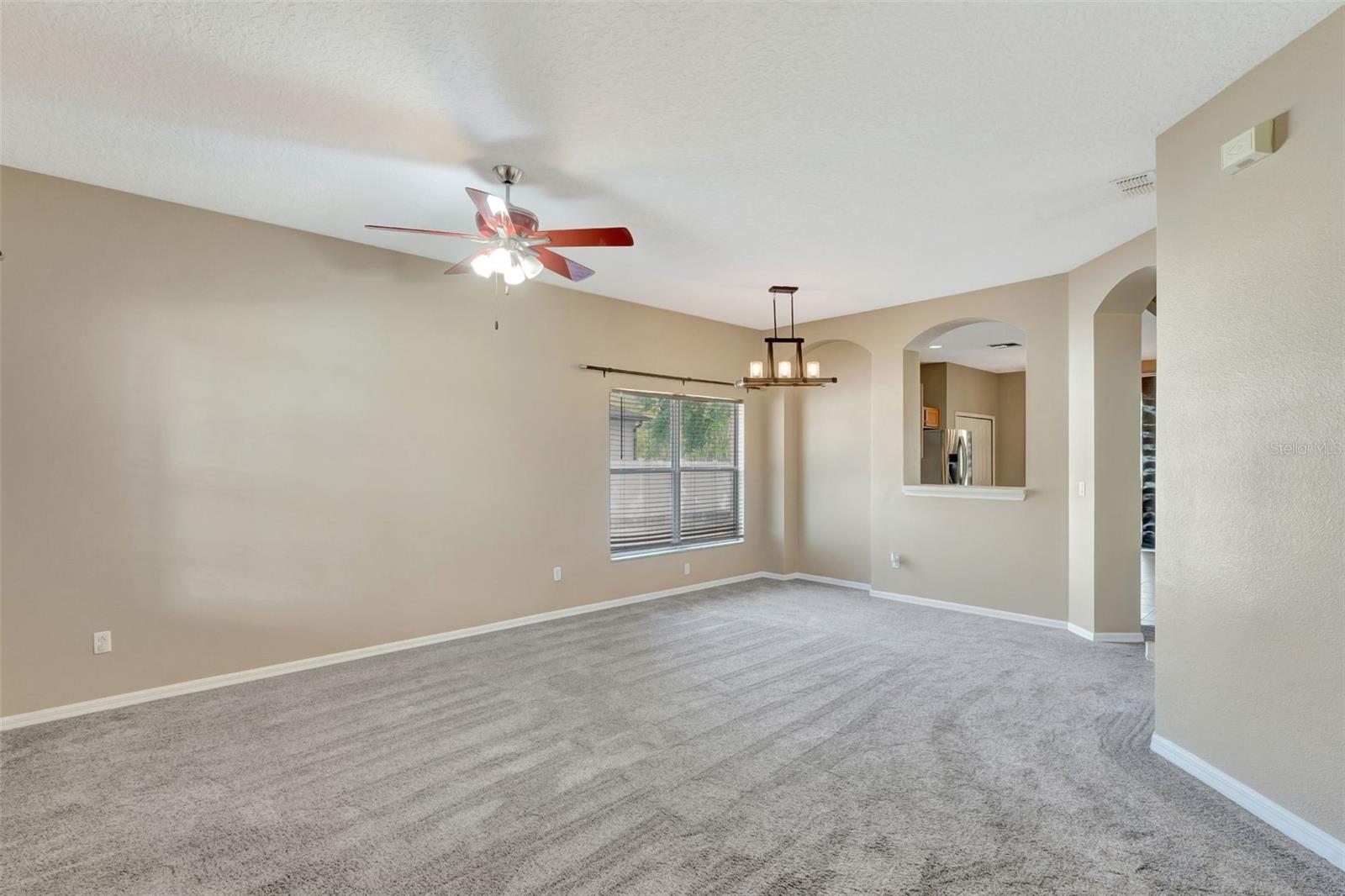 Image 4 of 39 For 709 Strihal Loop
