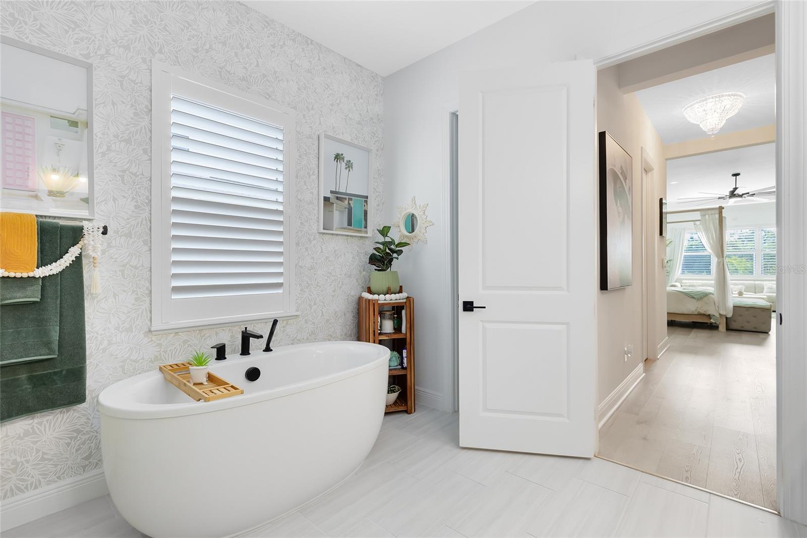 Image 18 of 56 For 9877 Laurel Berry Drive