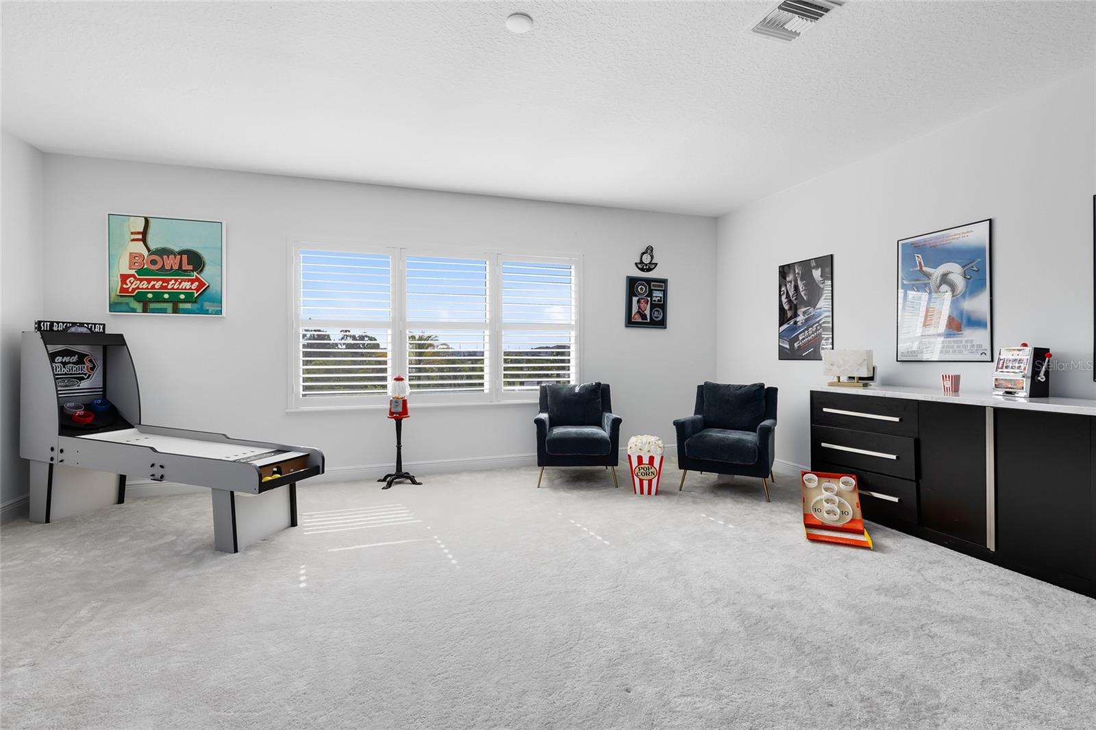Image 36 of 56 For 9877 Laurel Berry Drive