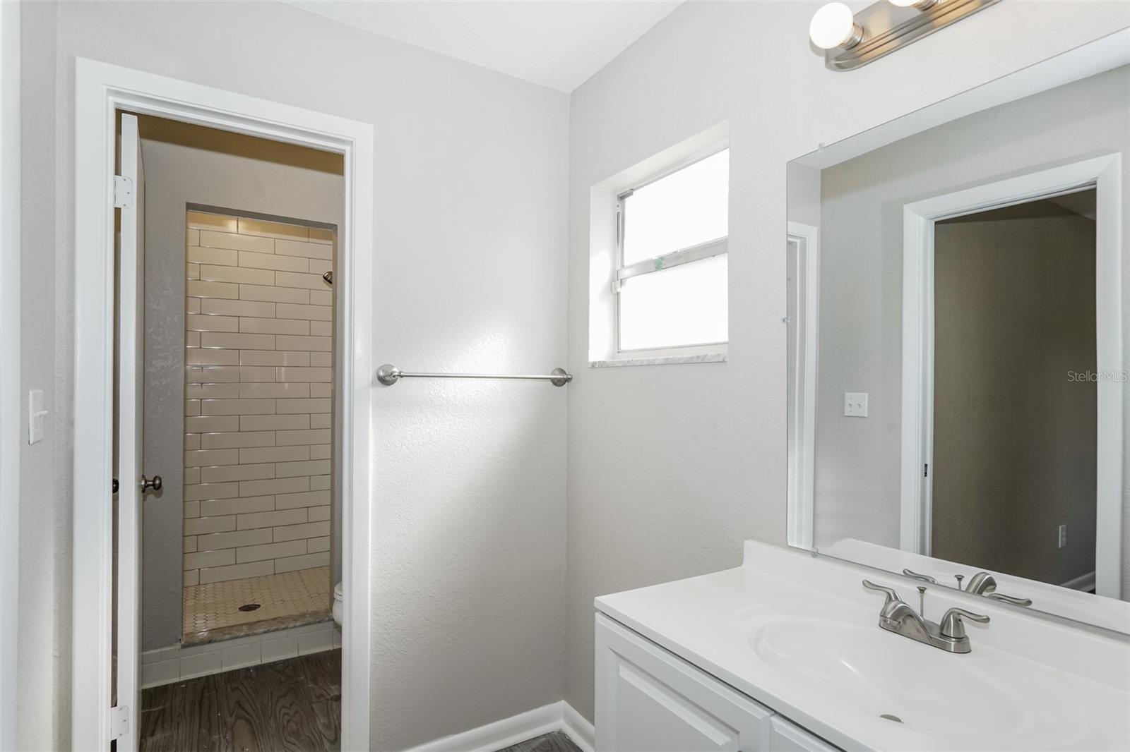 Image 11 of 16 For 1729 Dooley Lane