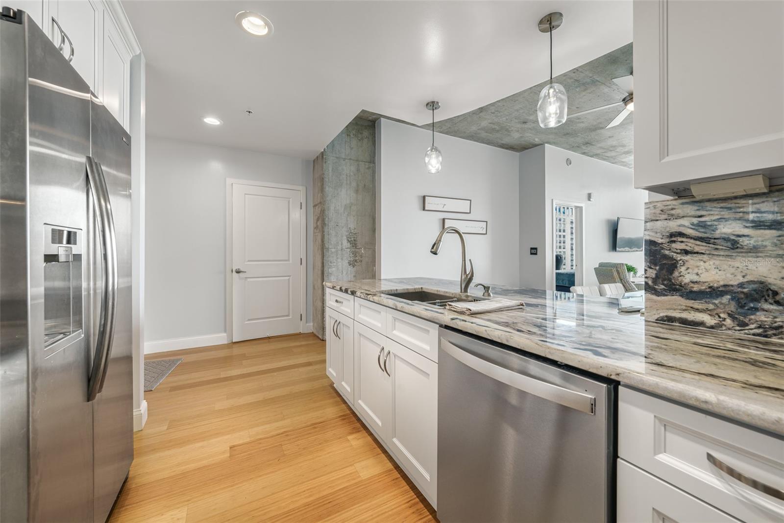 Image 3 of 29 For 155 Court Avenue 1305