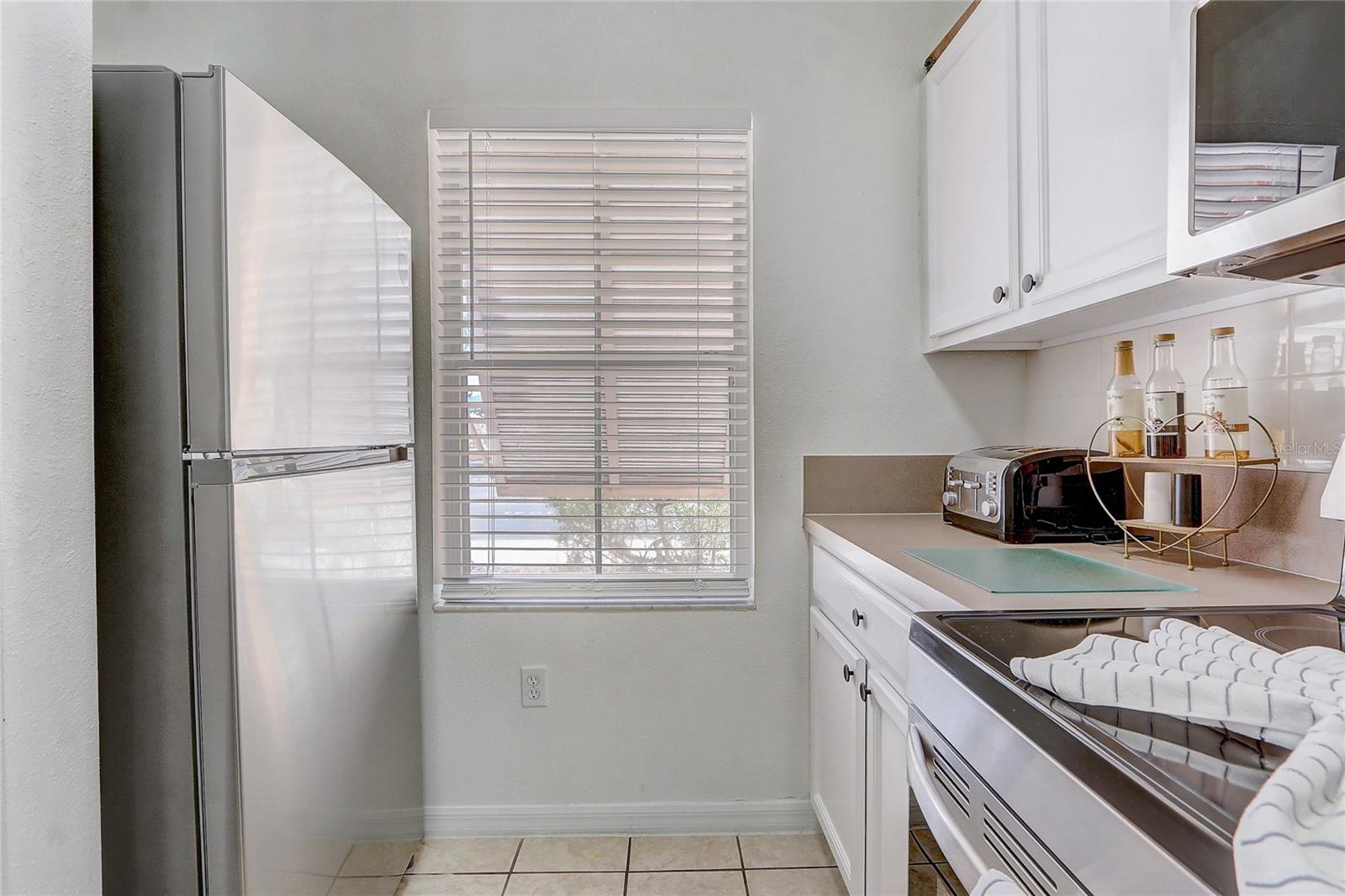 Image 6 of 43 For 1041 Park Ridge Circle