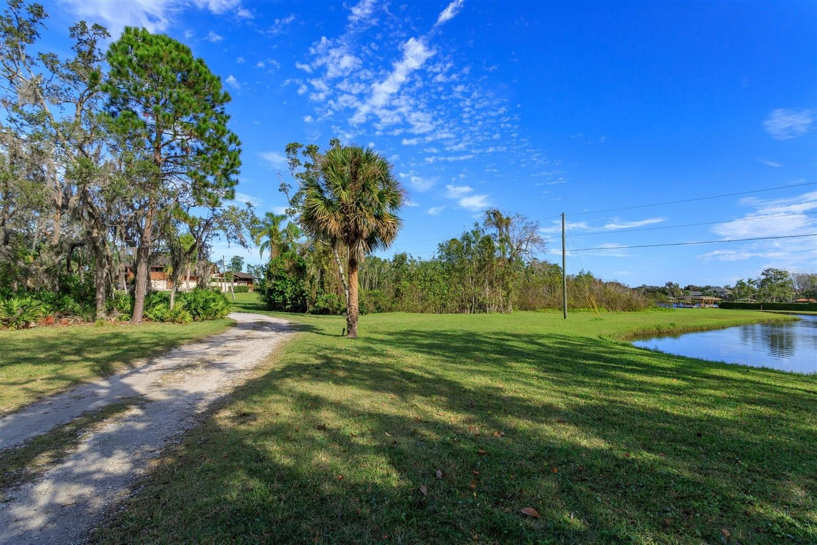 Image 12 of 19 For 13377 Lake Butler Boulevard