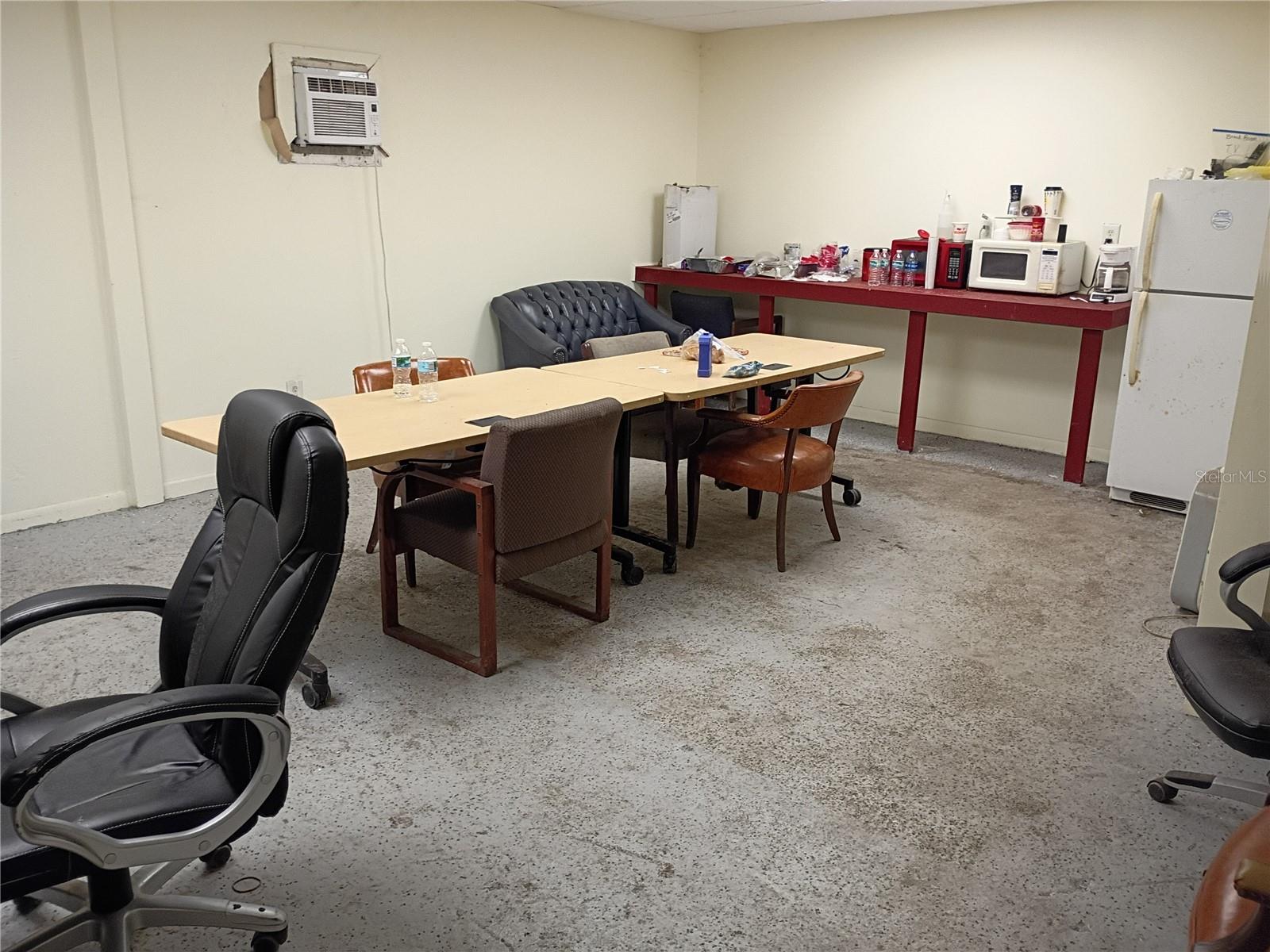 Listing photo id 10 for 10344 90th Trail