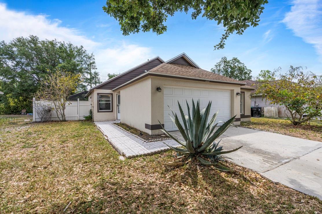 Image 2 of 42 For 11113 Sylvan Pond Circle