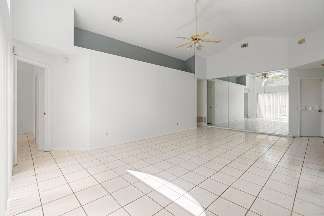 Image 23 of 42 For 11113 Sylvan Pond Circle