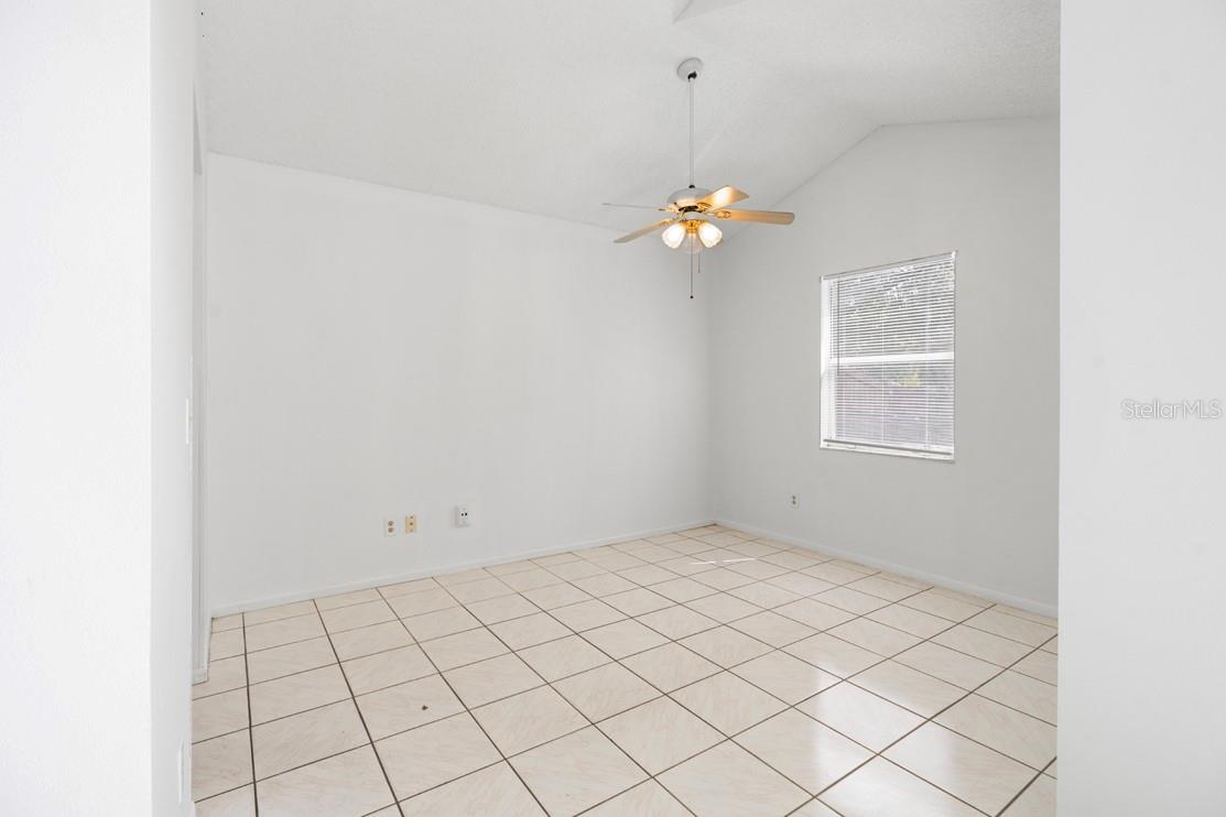 Image 24 of 42 For 11113 Sylvan Pond Circle