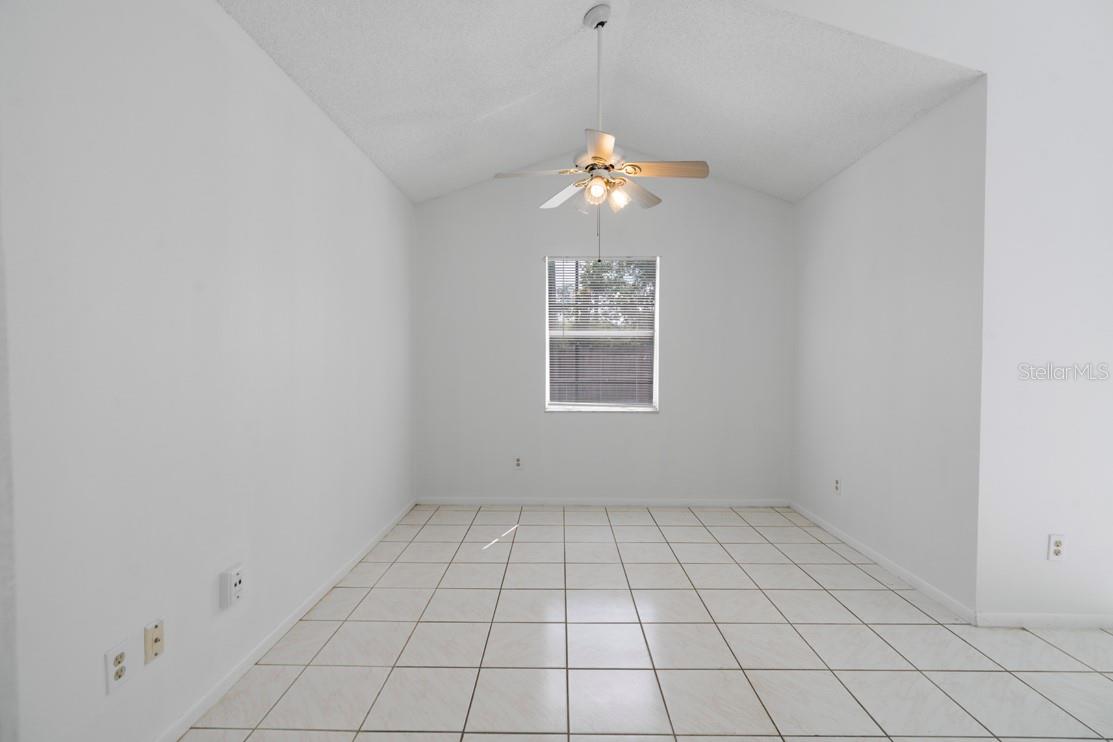Image 25 of 42 For 11113 Sylvan Pond Circle